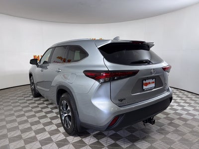 2025 Toyota Highlander Hybrid XLE