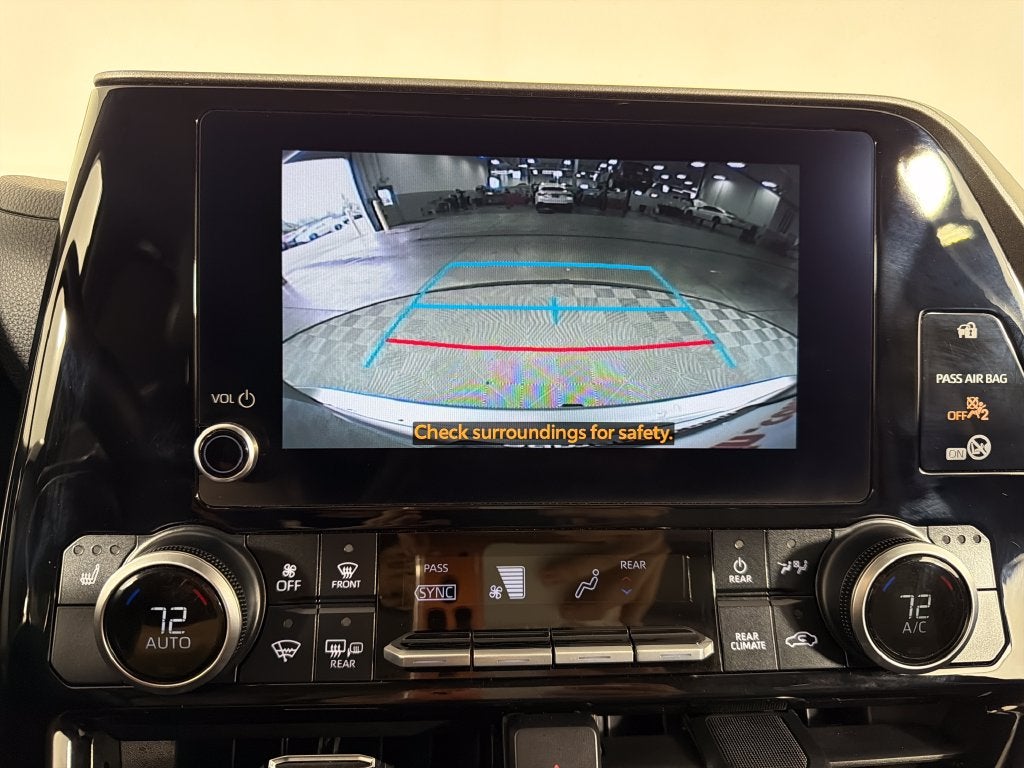 2025 Toyota Highlander Hybrid XLE