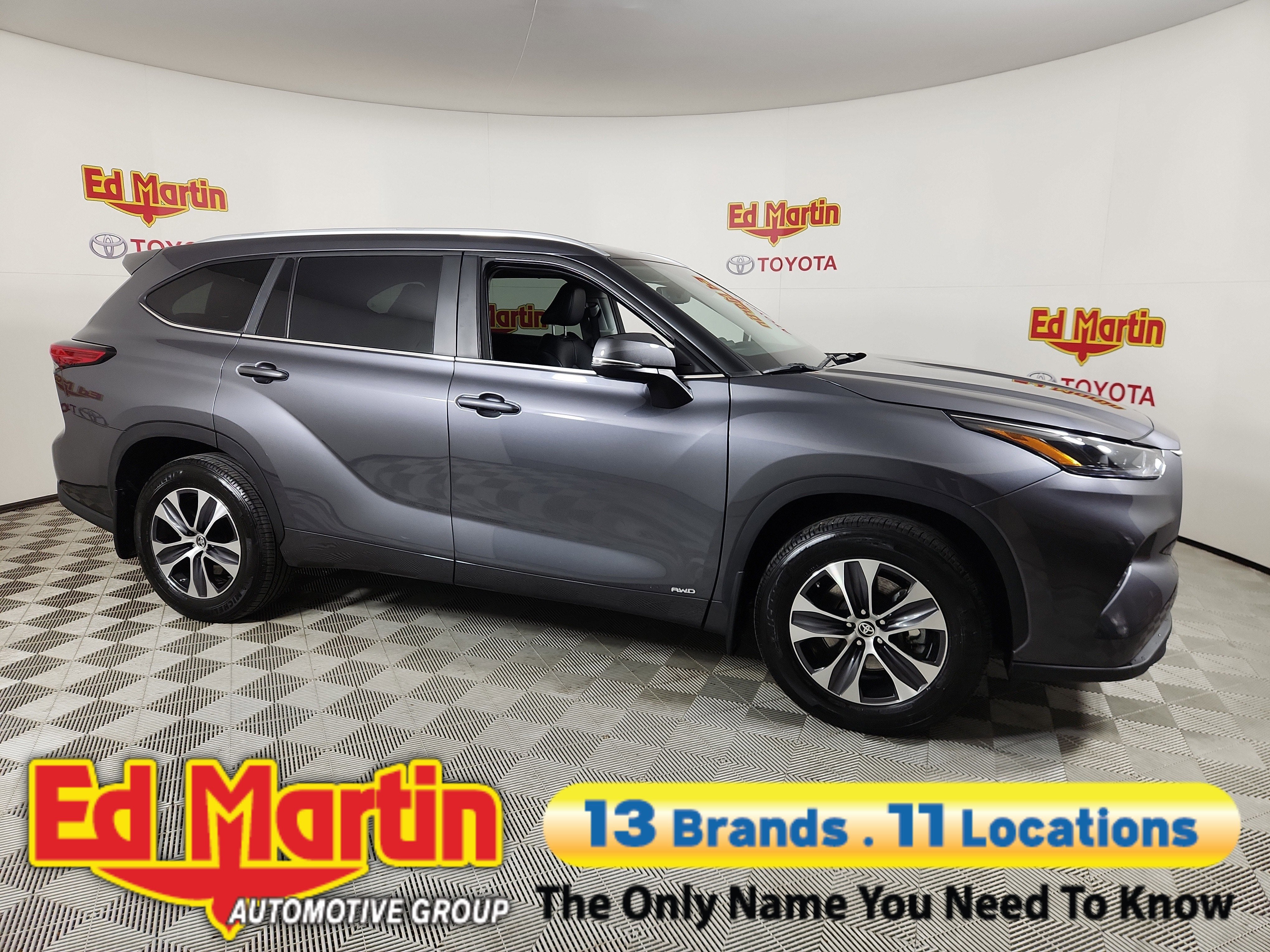 2023 Toyota Highlander Hybrid XLE