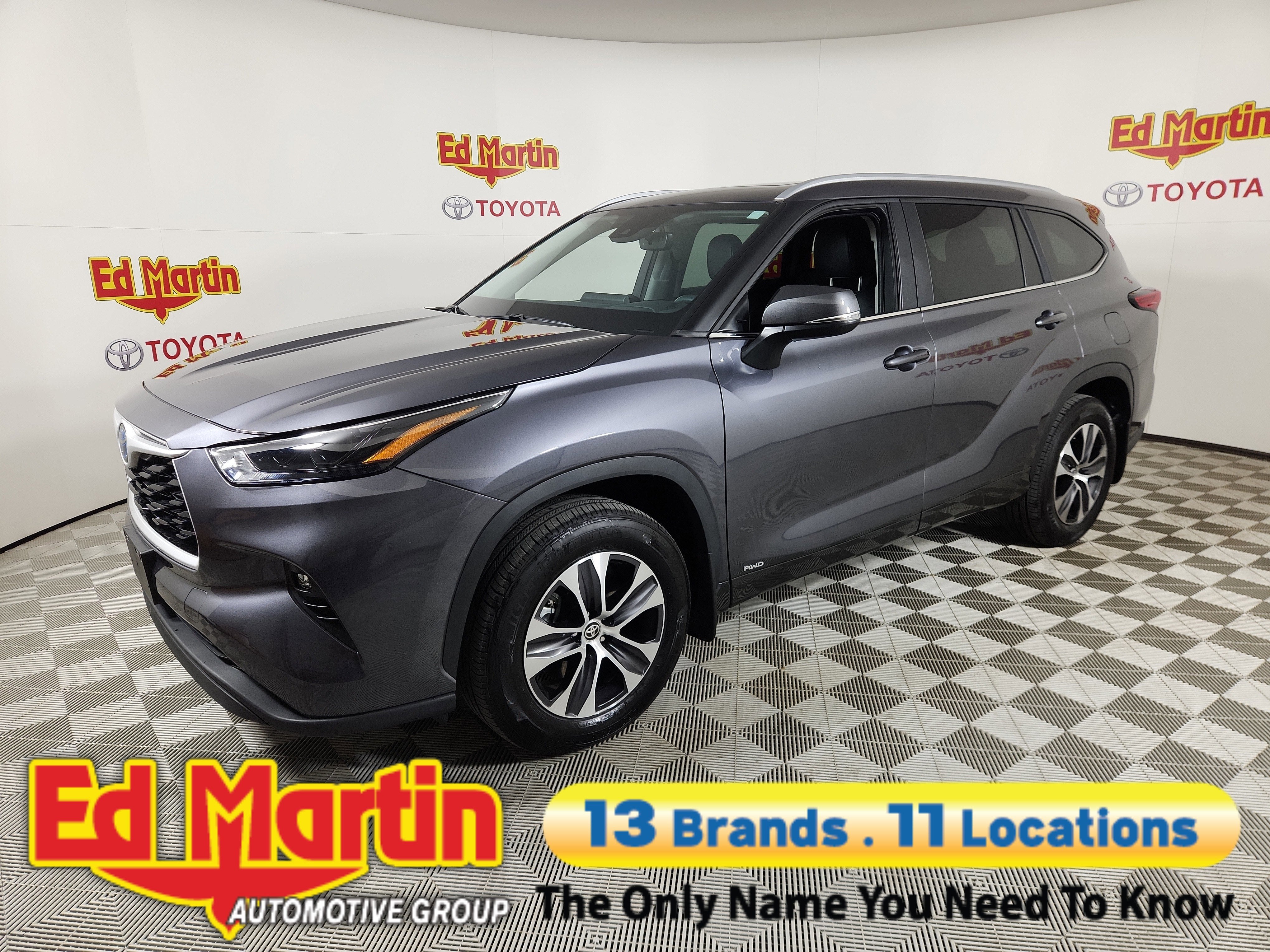 2023 Toyota Highlander Hybrid XLE