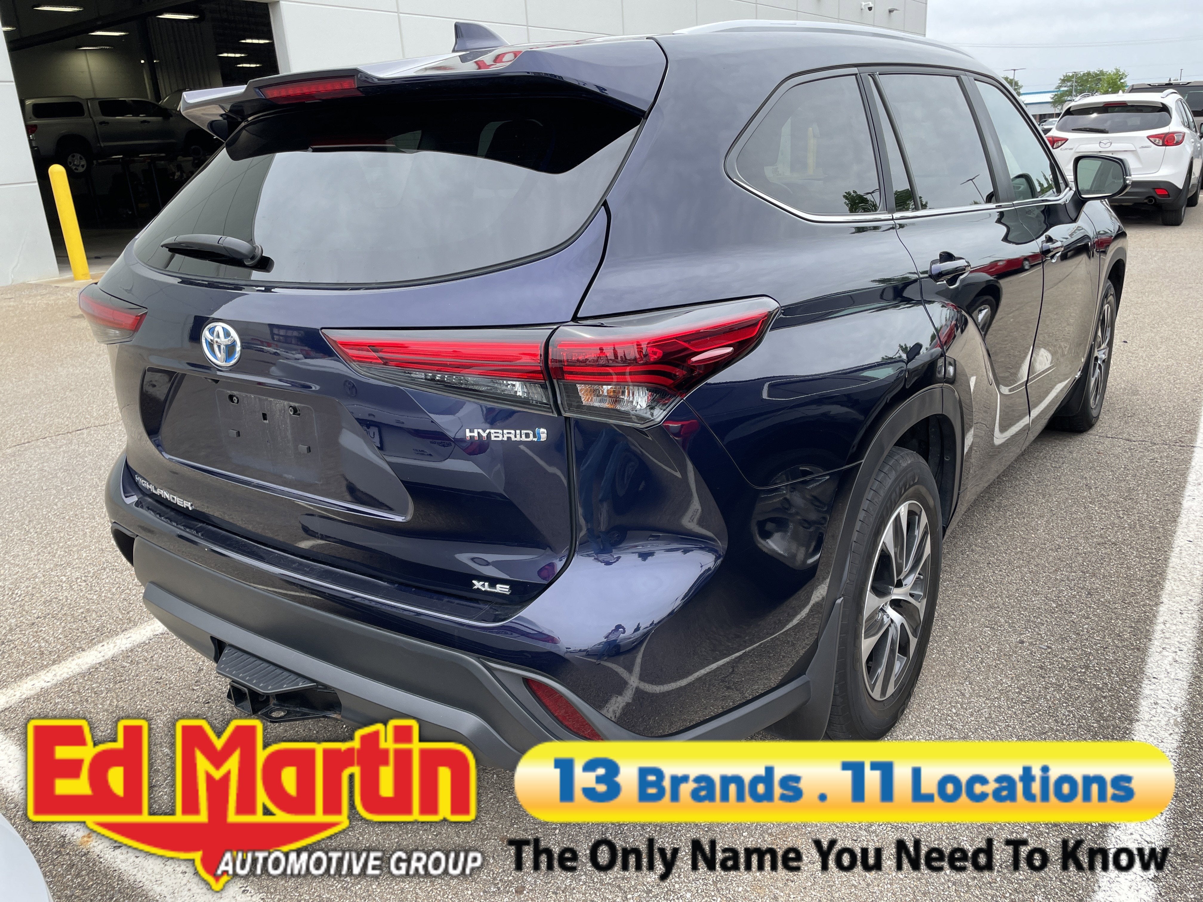 2023 Toyota Highlander Hybrid XLE