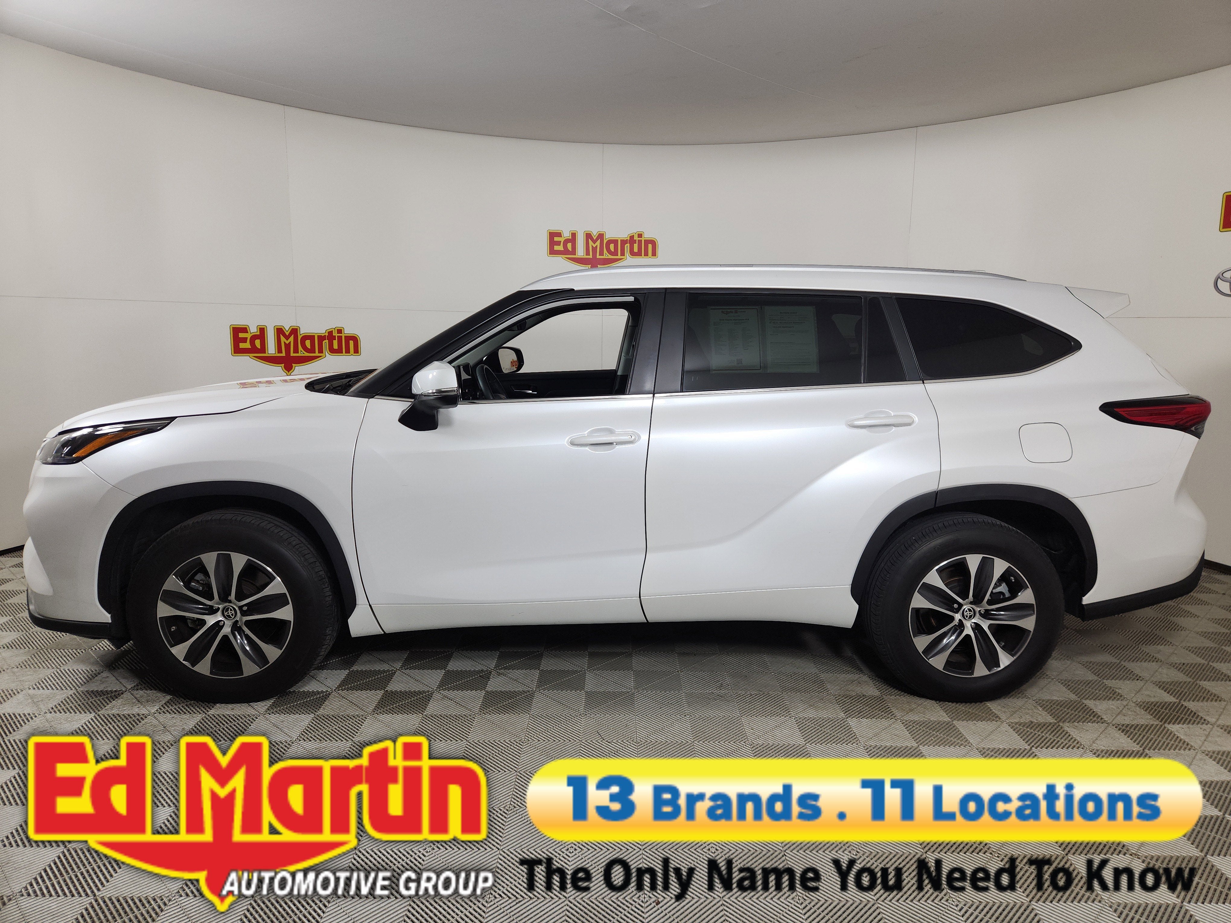 2023 Toyota Highlander XLE