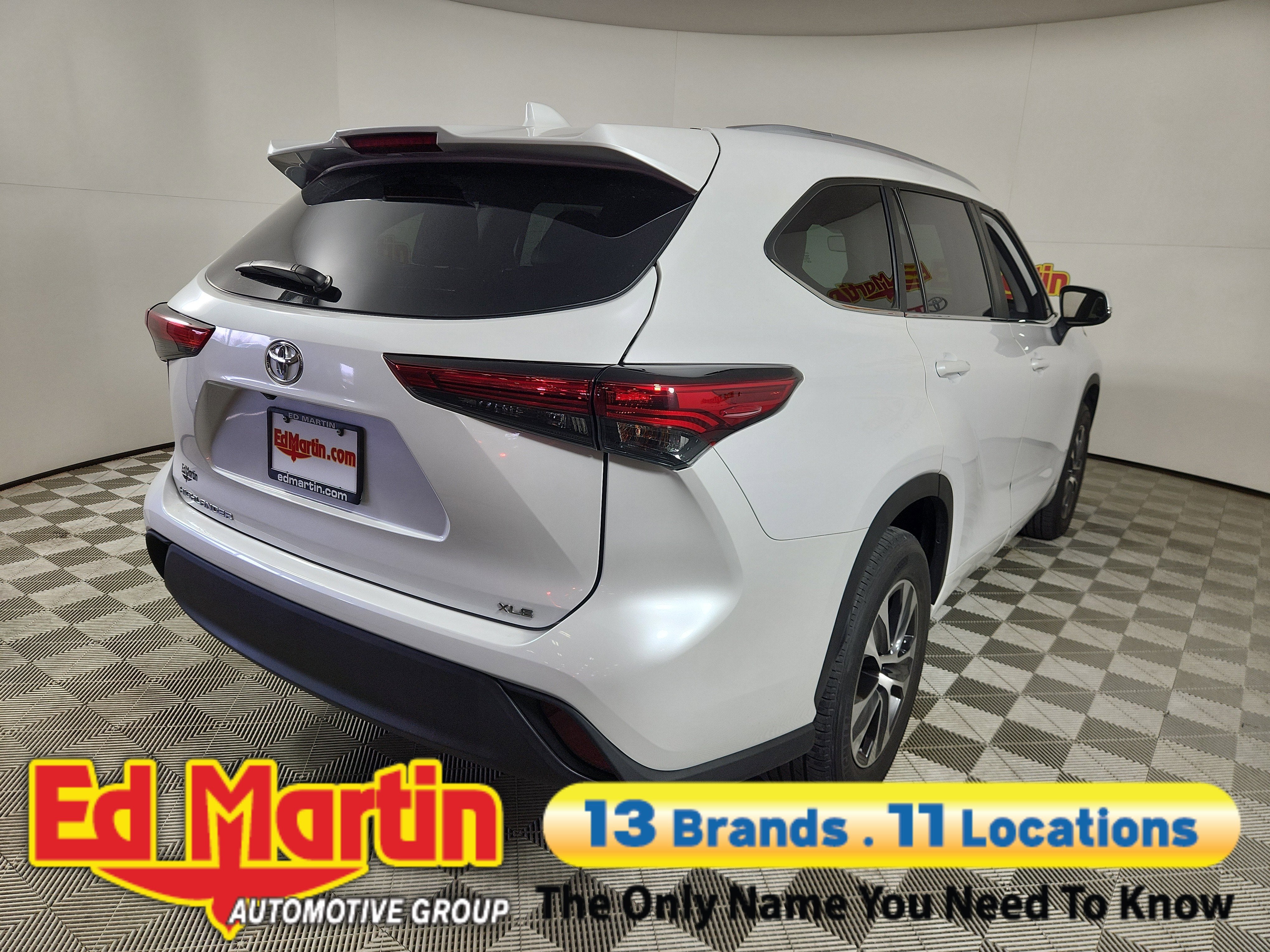 2023 Toyota Highlander XLE