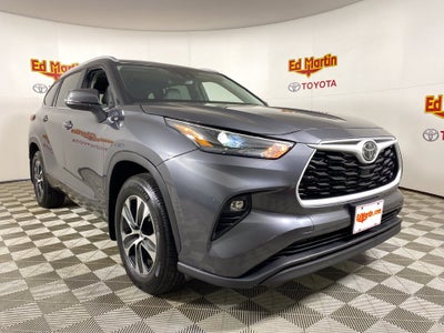 2025 Toyota Highlander XLE
