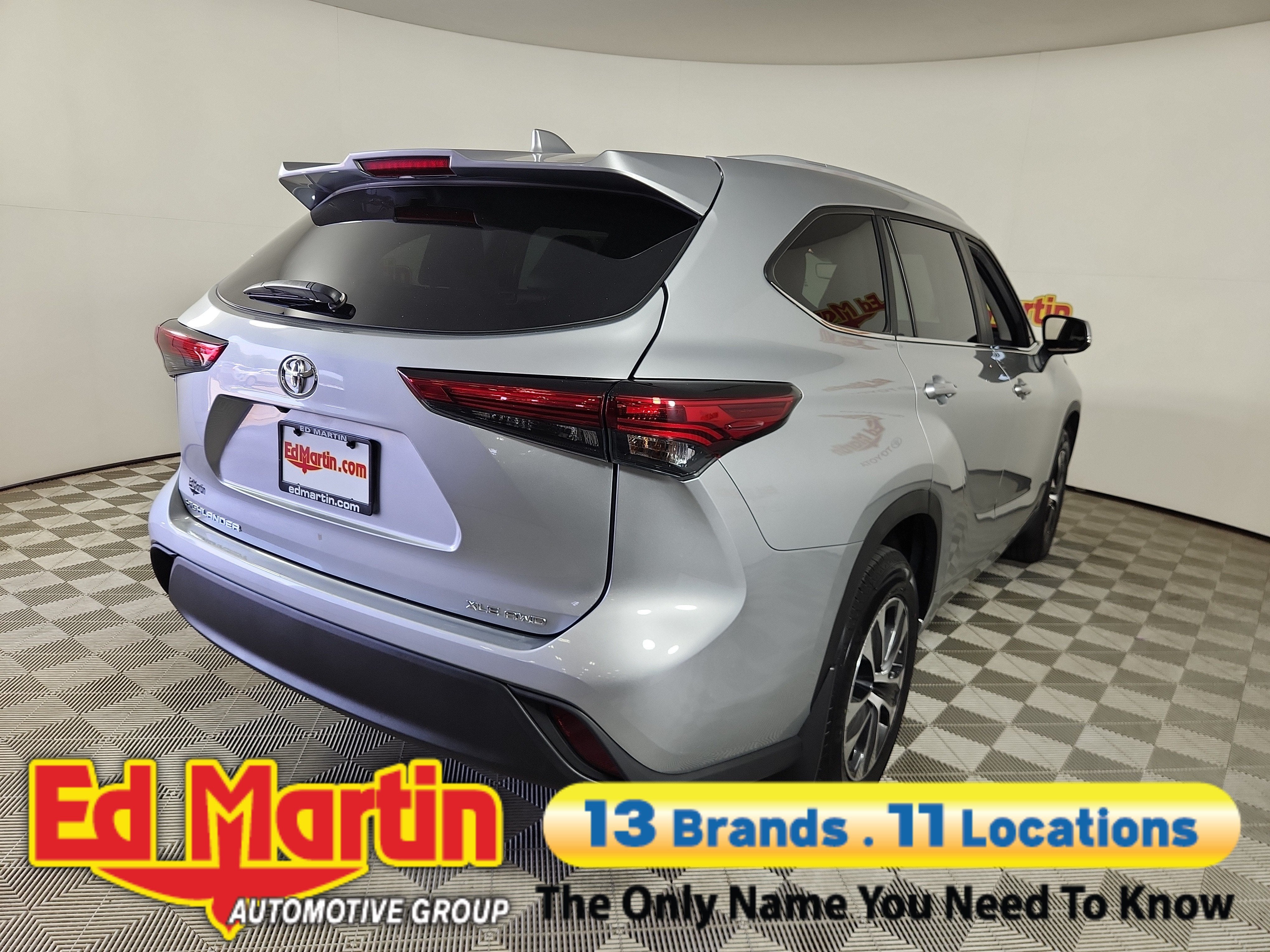 2023 Toyota Highlander XLE