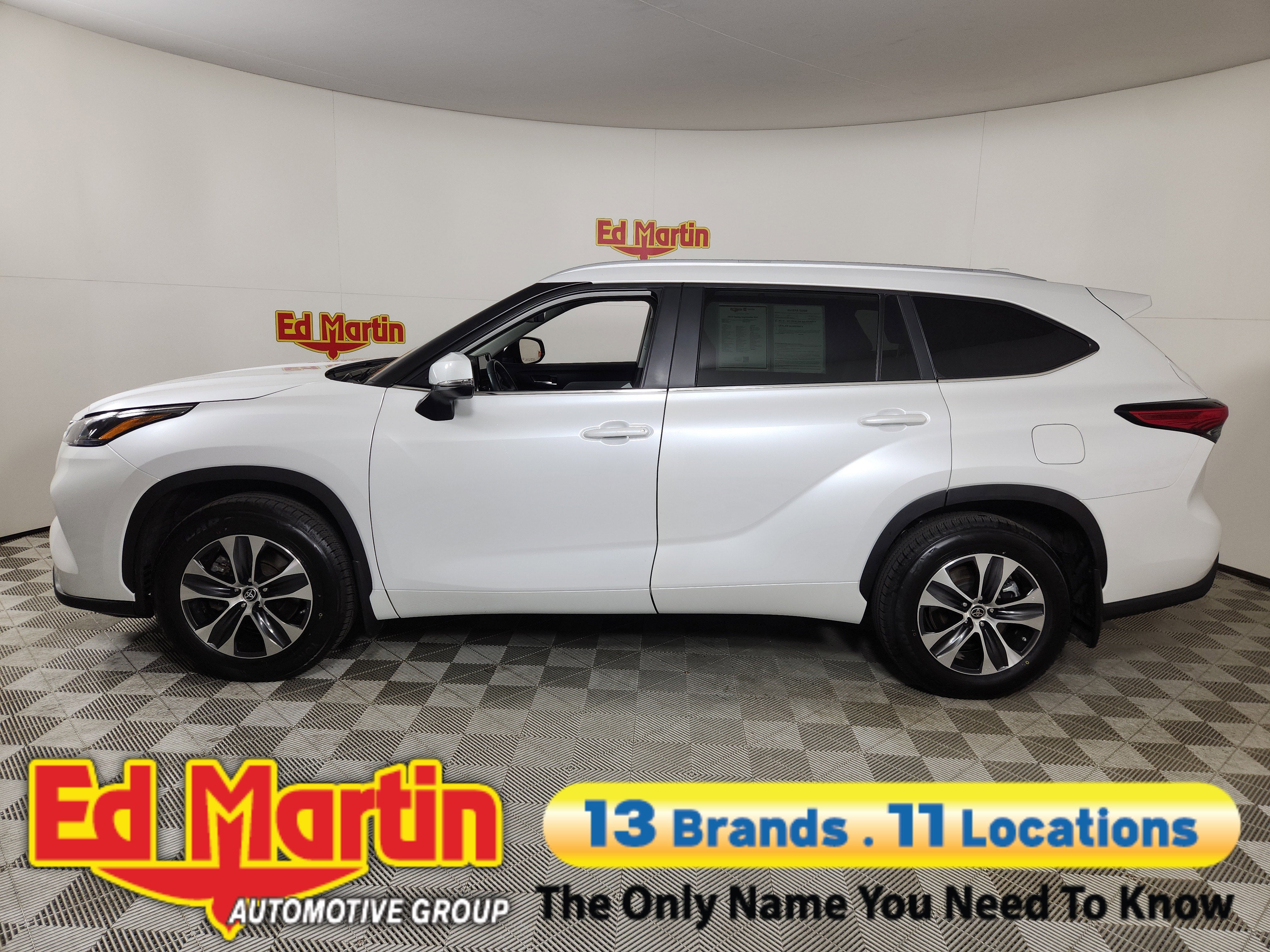 2023 Toyota Highlander XLE