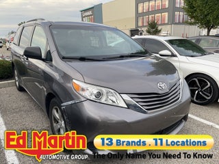 2016 Toyota Sienna LE
