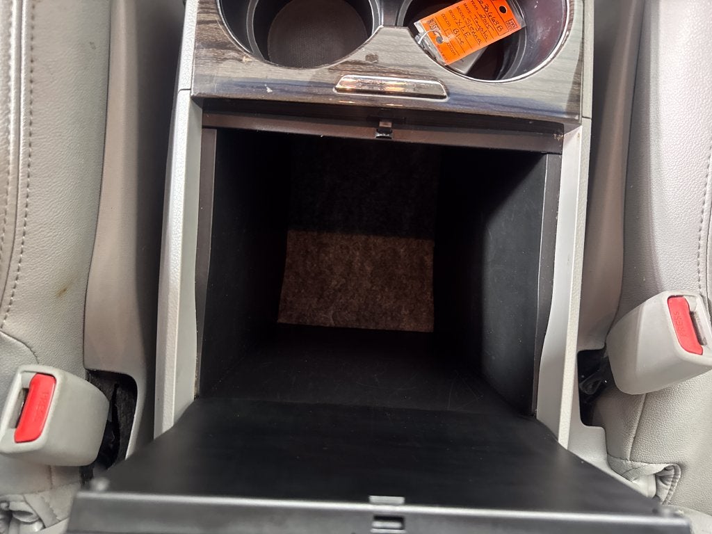 2015 Toyota Sienna XLE 8 Passenger