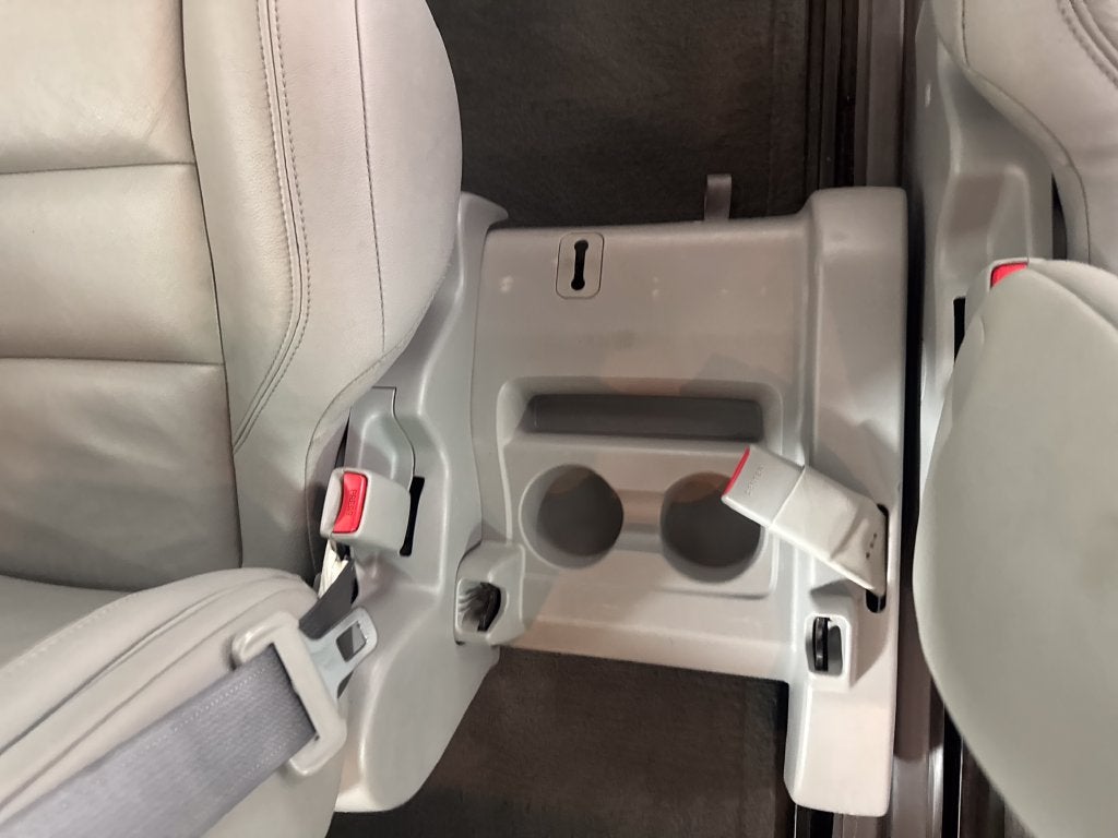 2015 Toyota Sienna XLE 8 Passenger