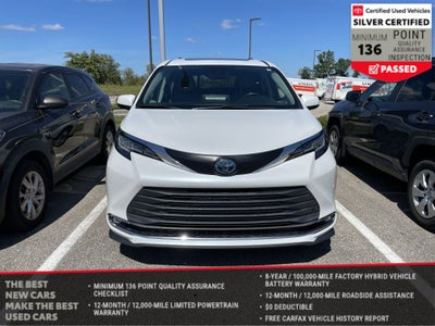 2022 Toyota Sienna XLE