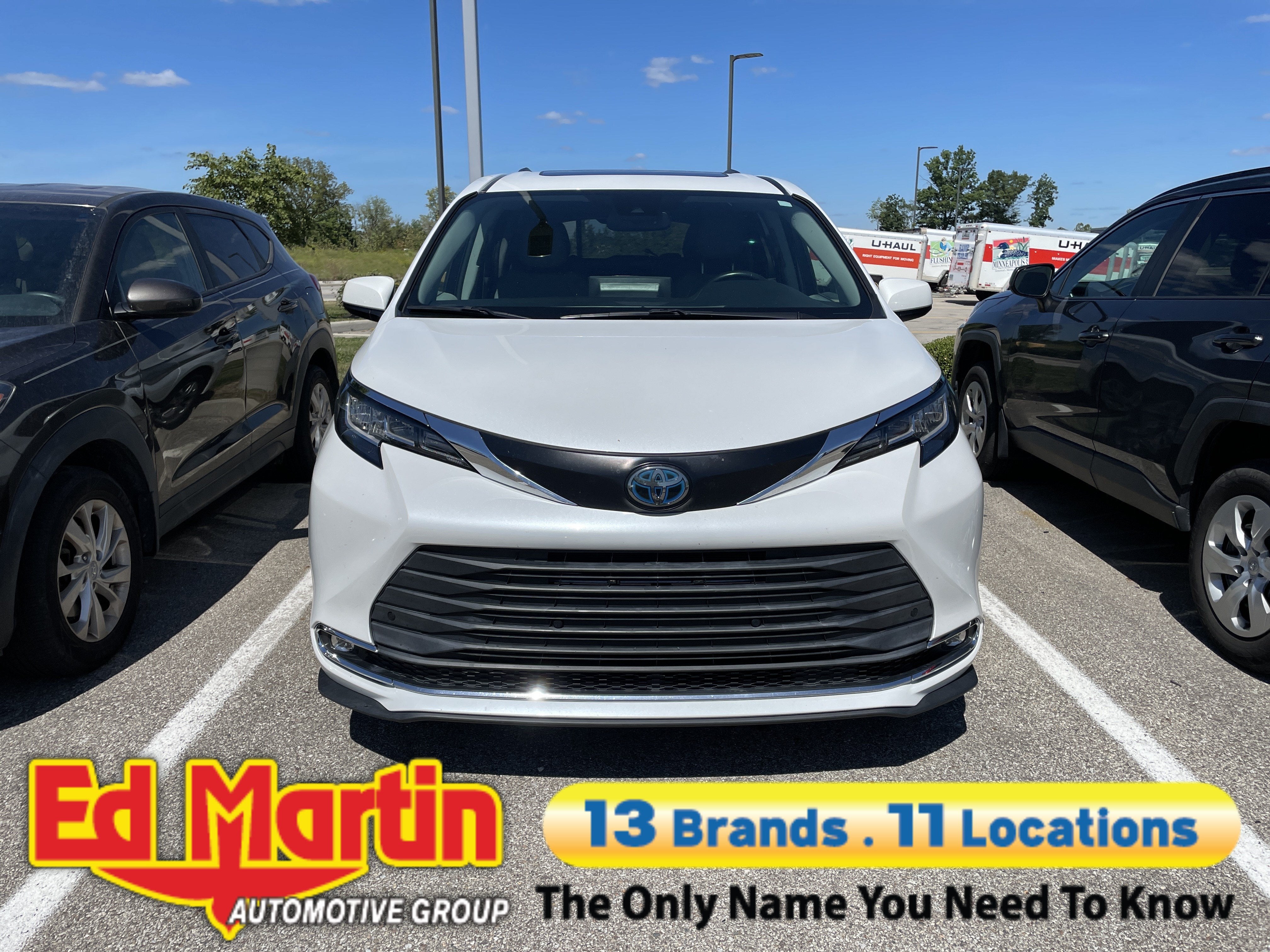 2022 Toyota Sienna XLE