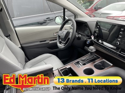 2024 Toyota Sienna XLE