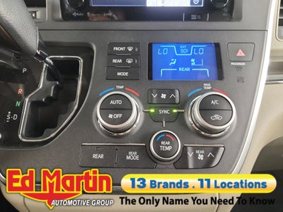 2017 Toyota Sienna XLE