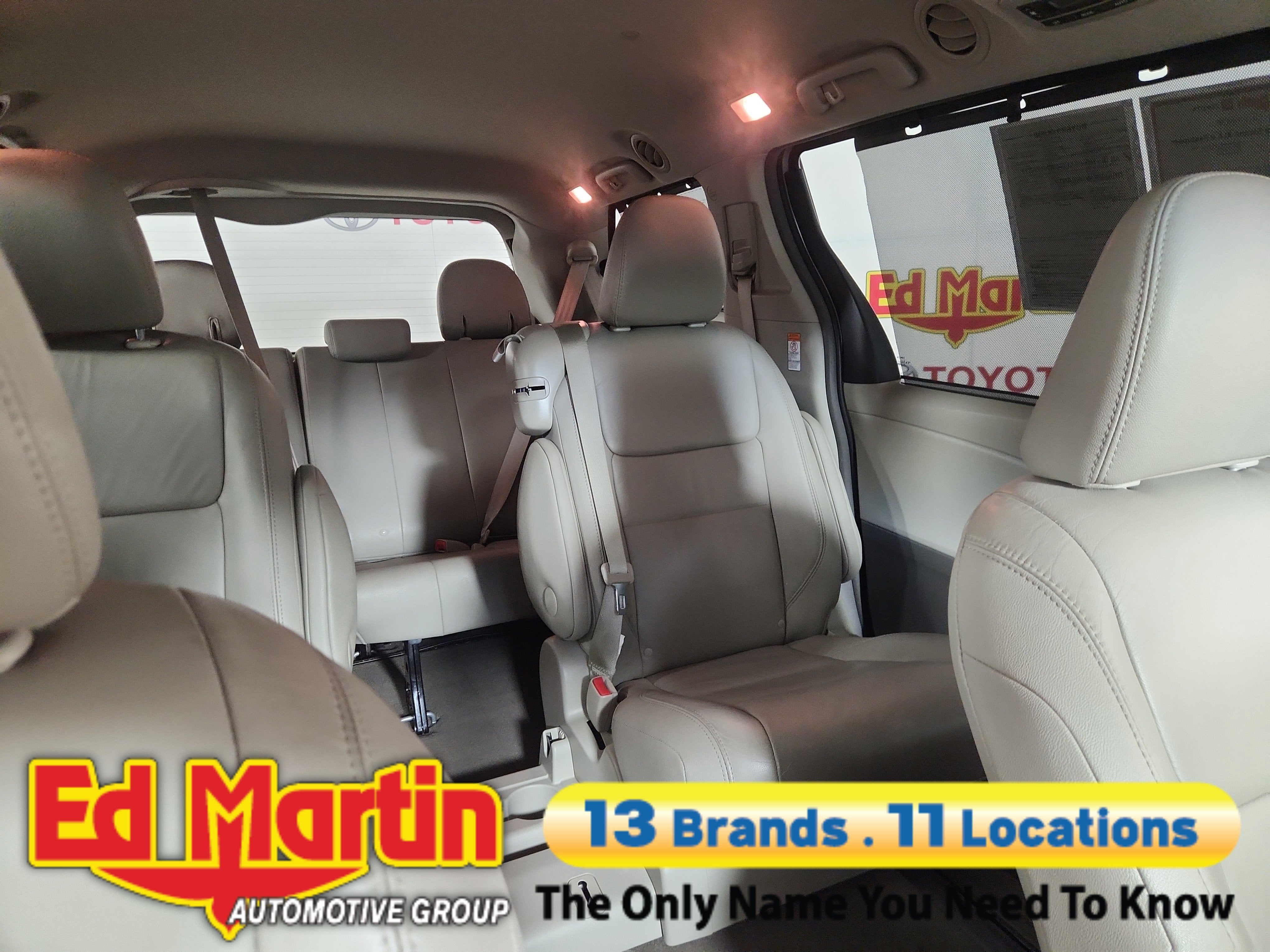 2017 Toyota Sienna XLE