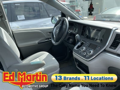 2015 Toyota Sienna L