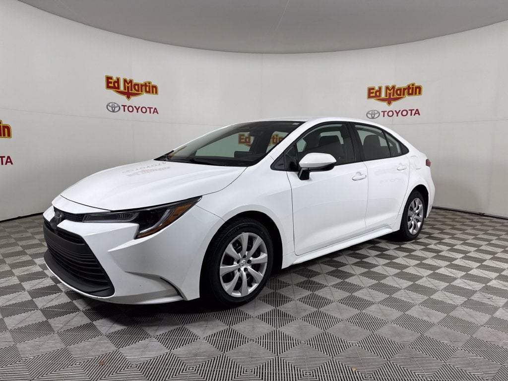 2025 Toyota Corolla LE