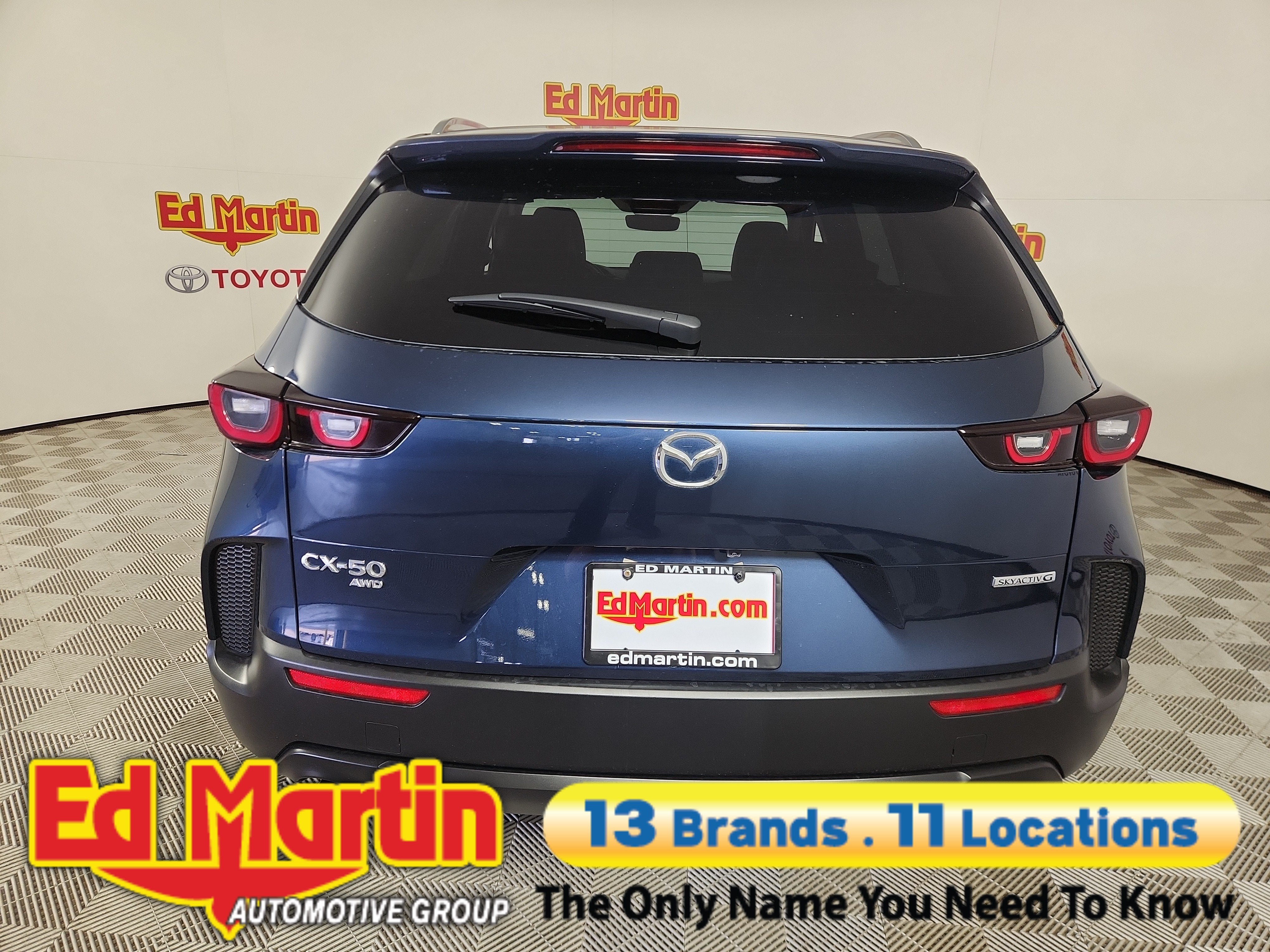 2025 Mazda Mazda CX-50 2.5 S Preferred Package