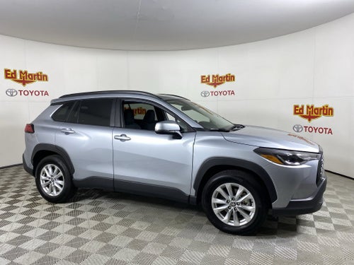 2023 Toyota Corolla Cross LE