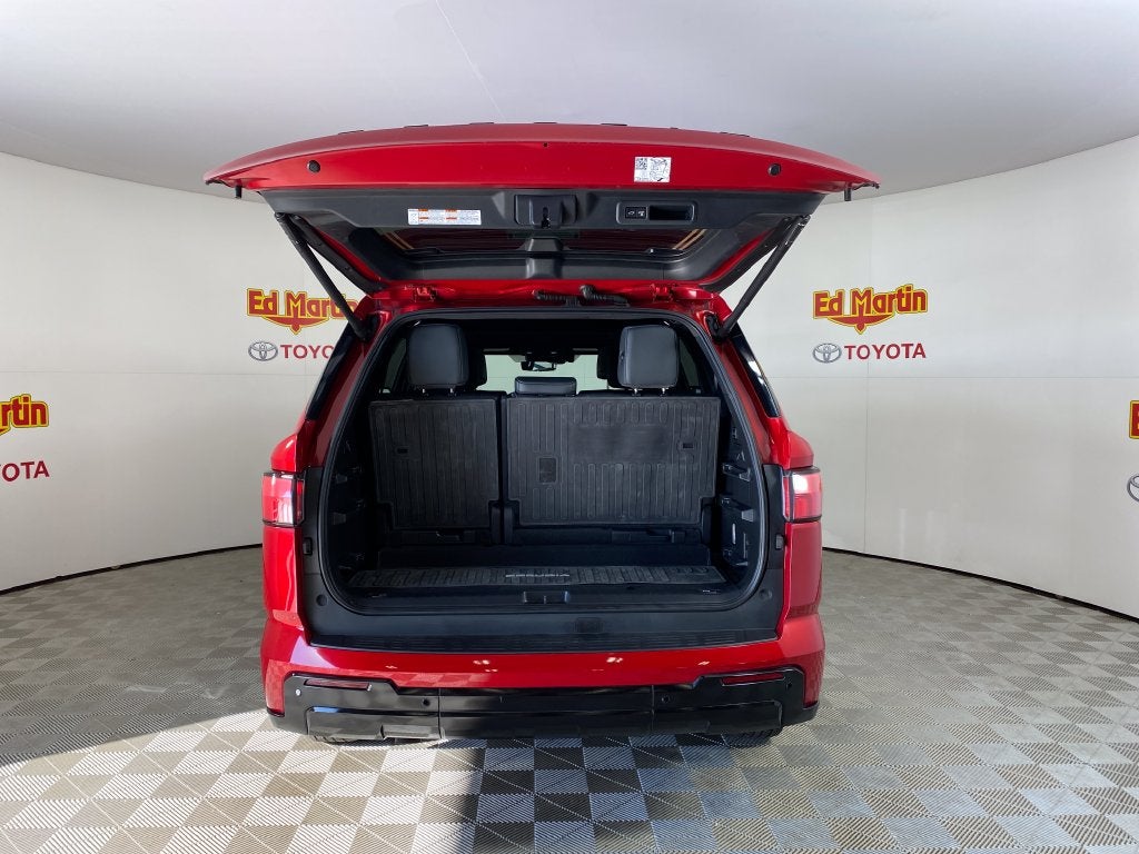 2024 Toyota Sequoia Platinum
