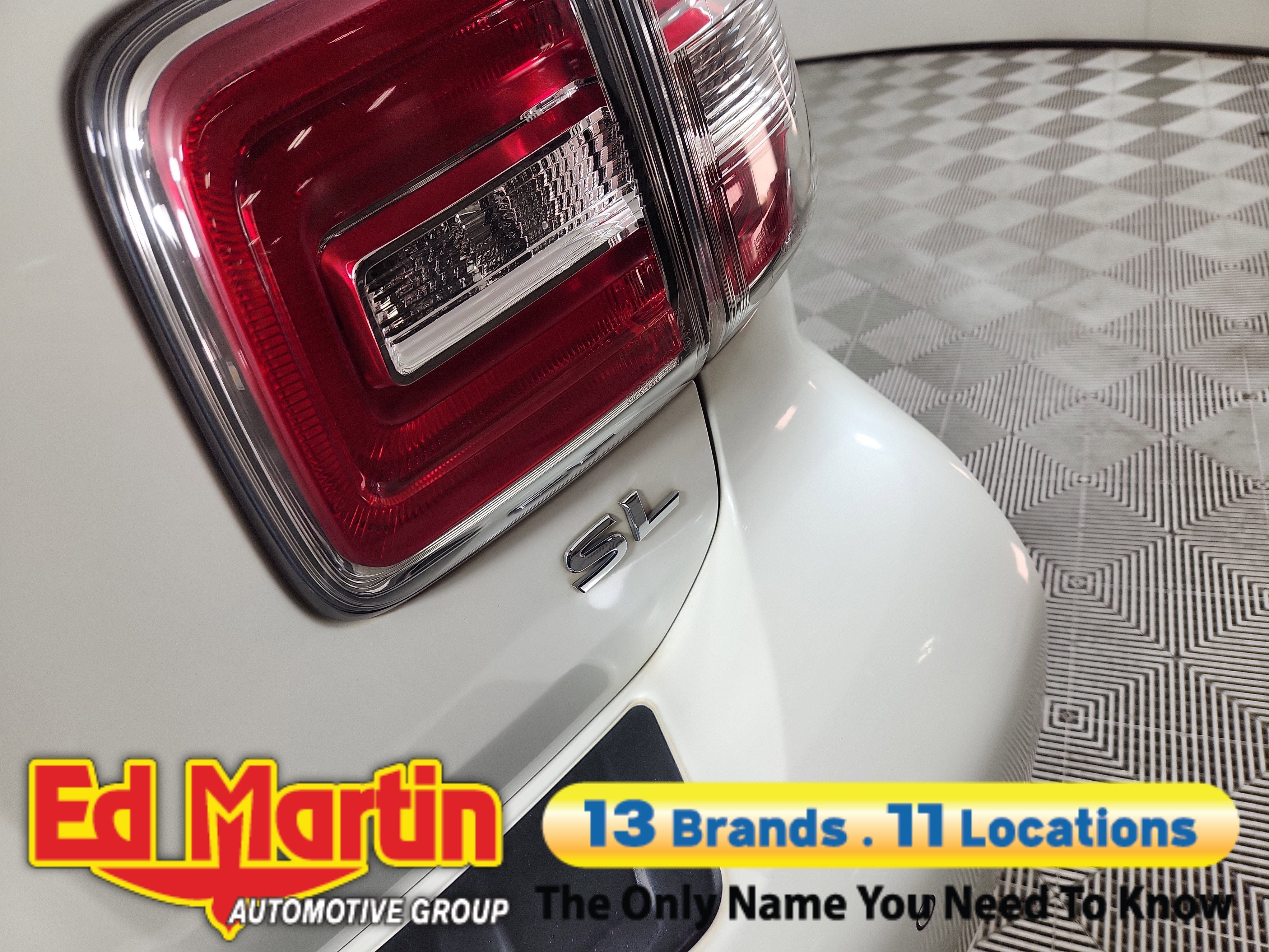 2017 Nissan Armada SL