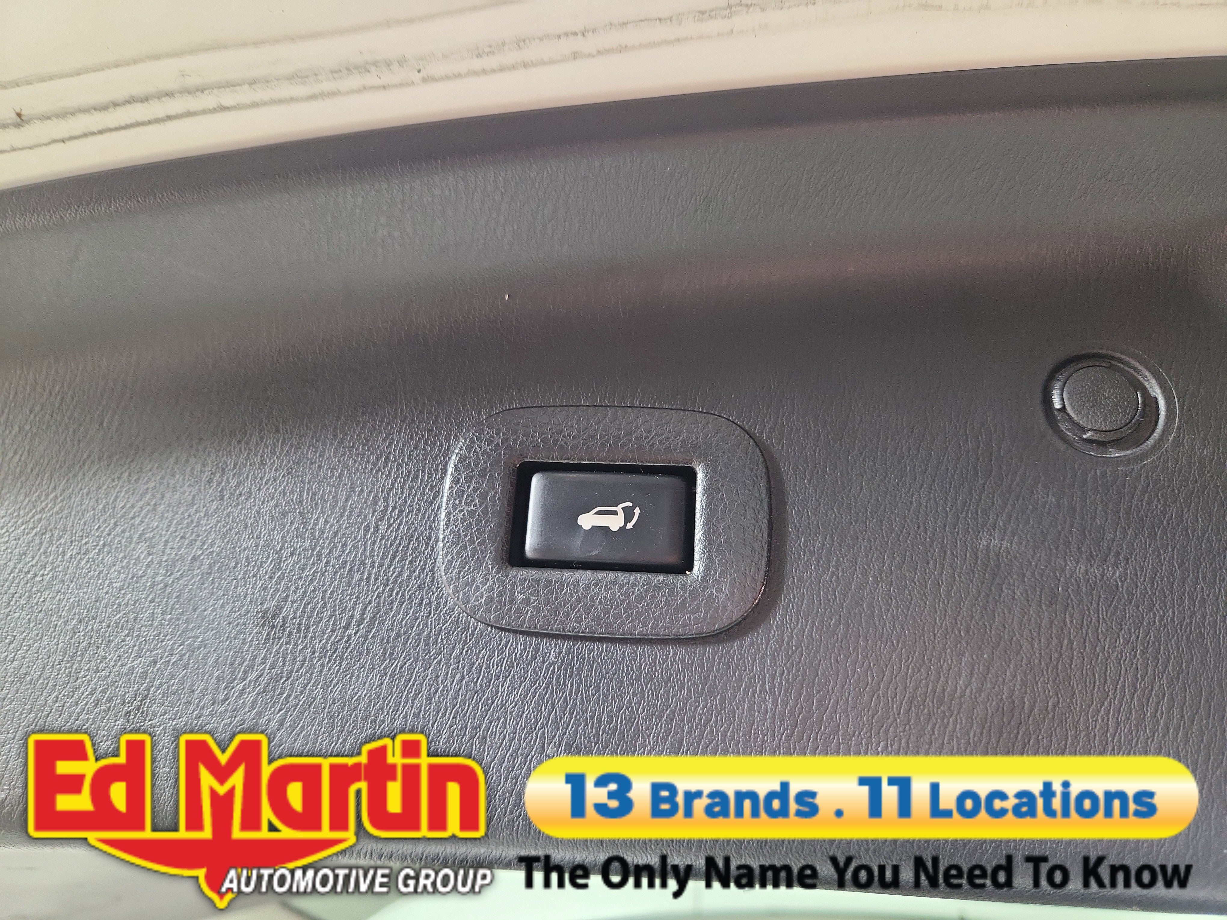 2017 Nissan Armada SL