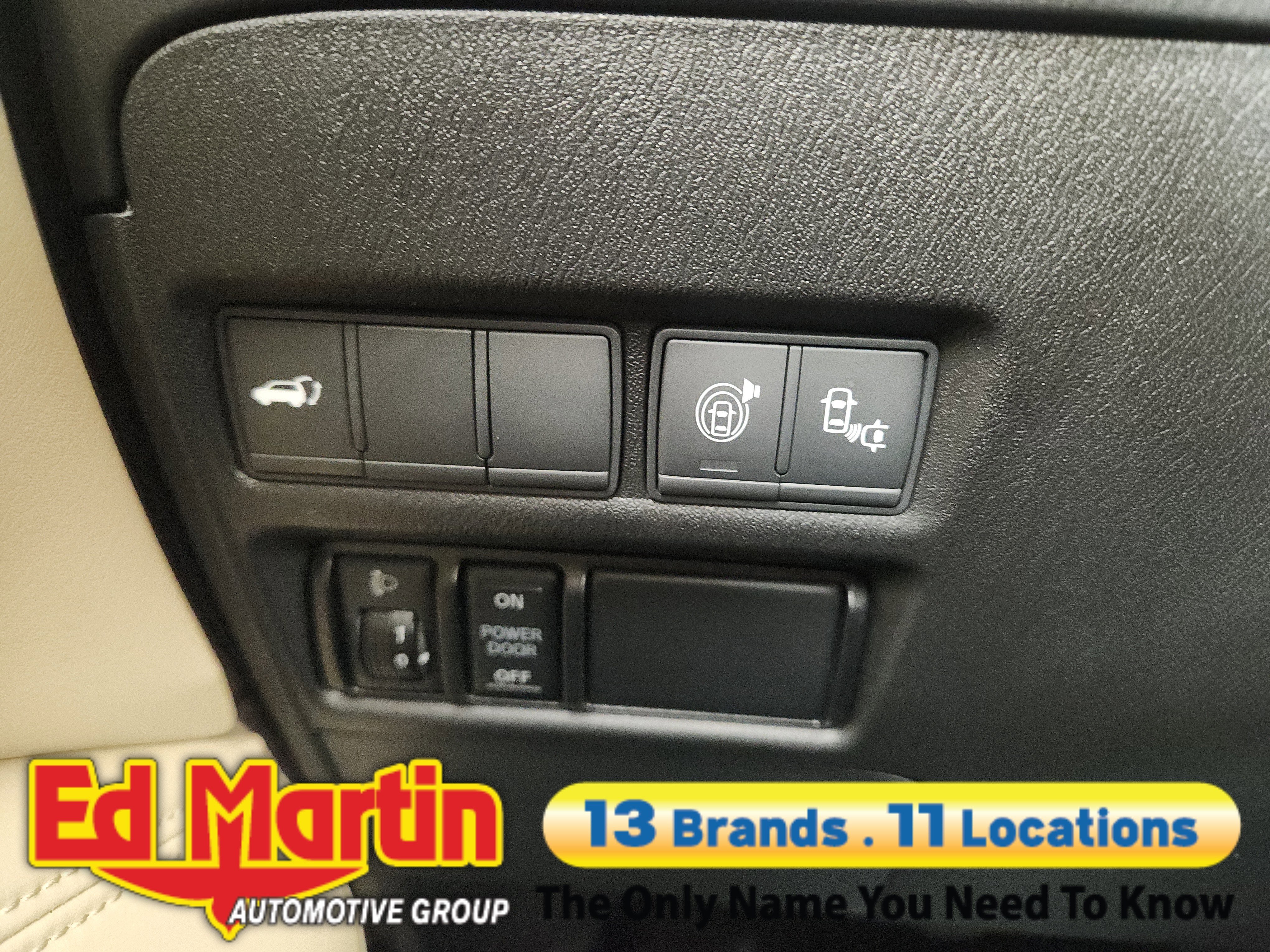 2017 Nissan Armada SL