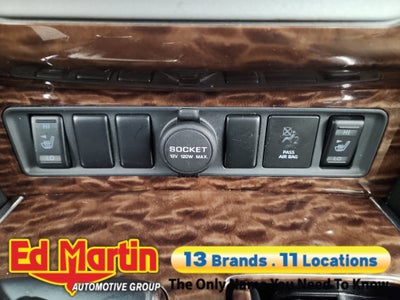 2017 Nissan Armada SL