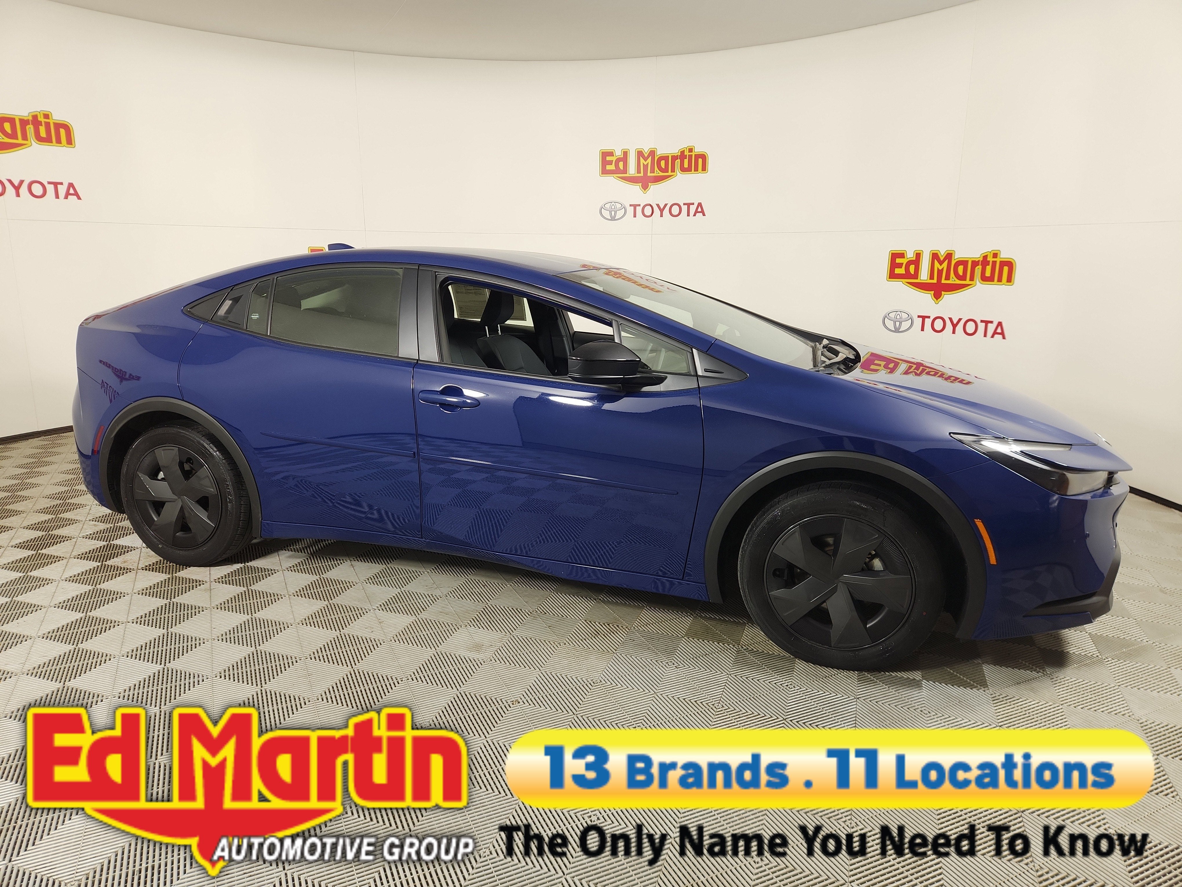 2023 Toyota Prius LE