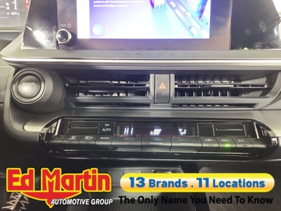 2023 Toyota Prius LE