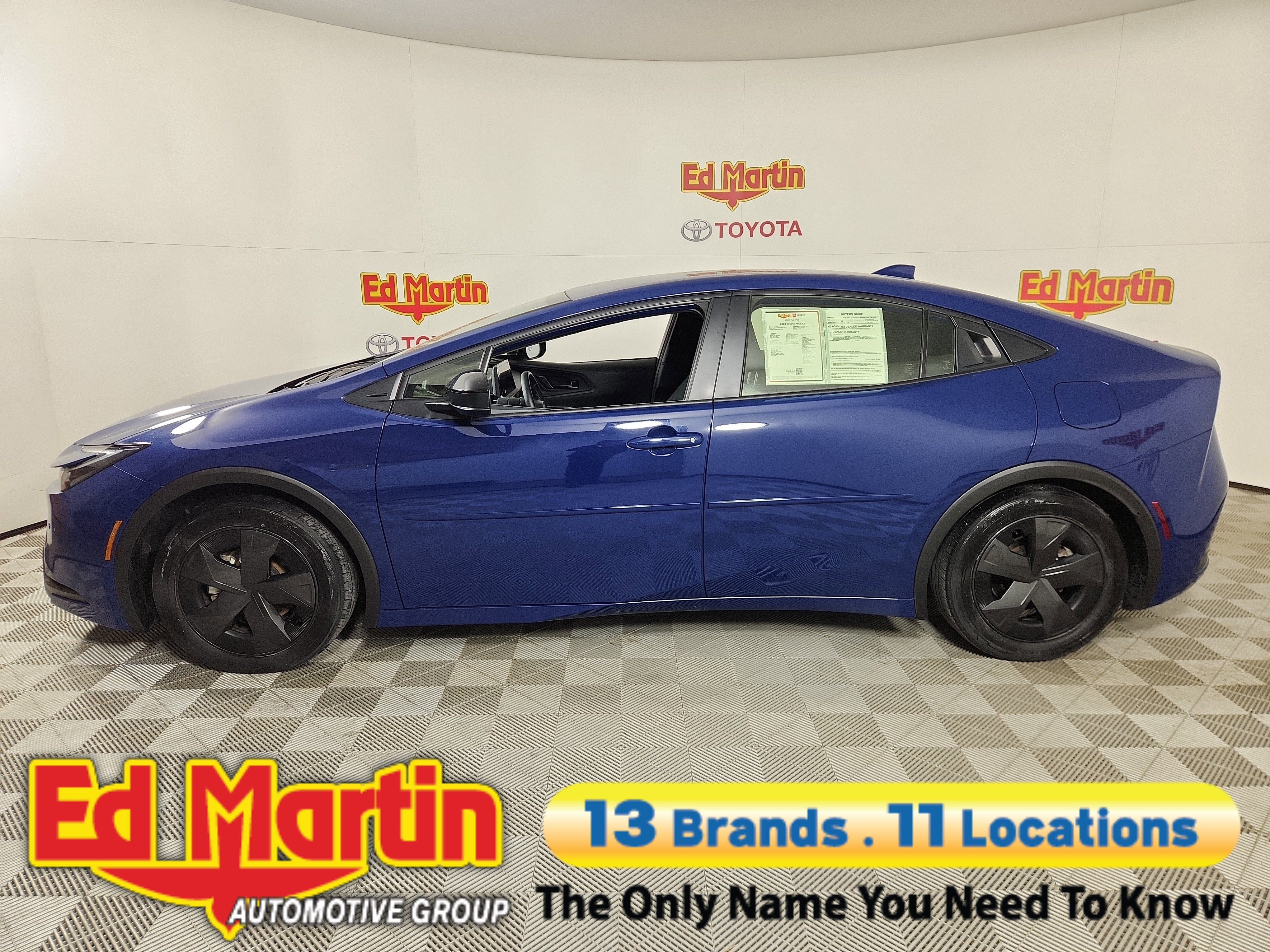 2023 Toyota Prius LE