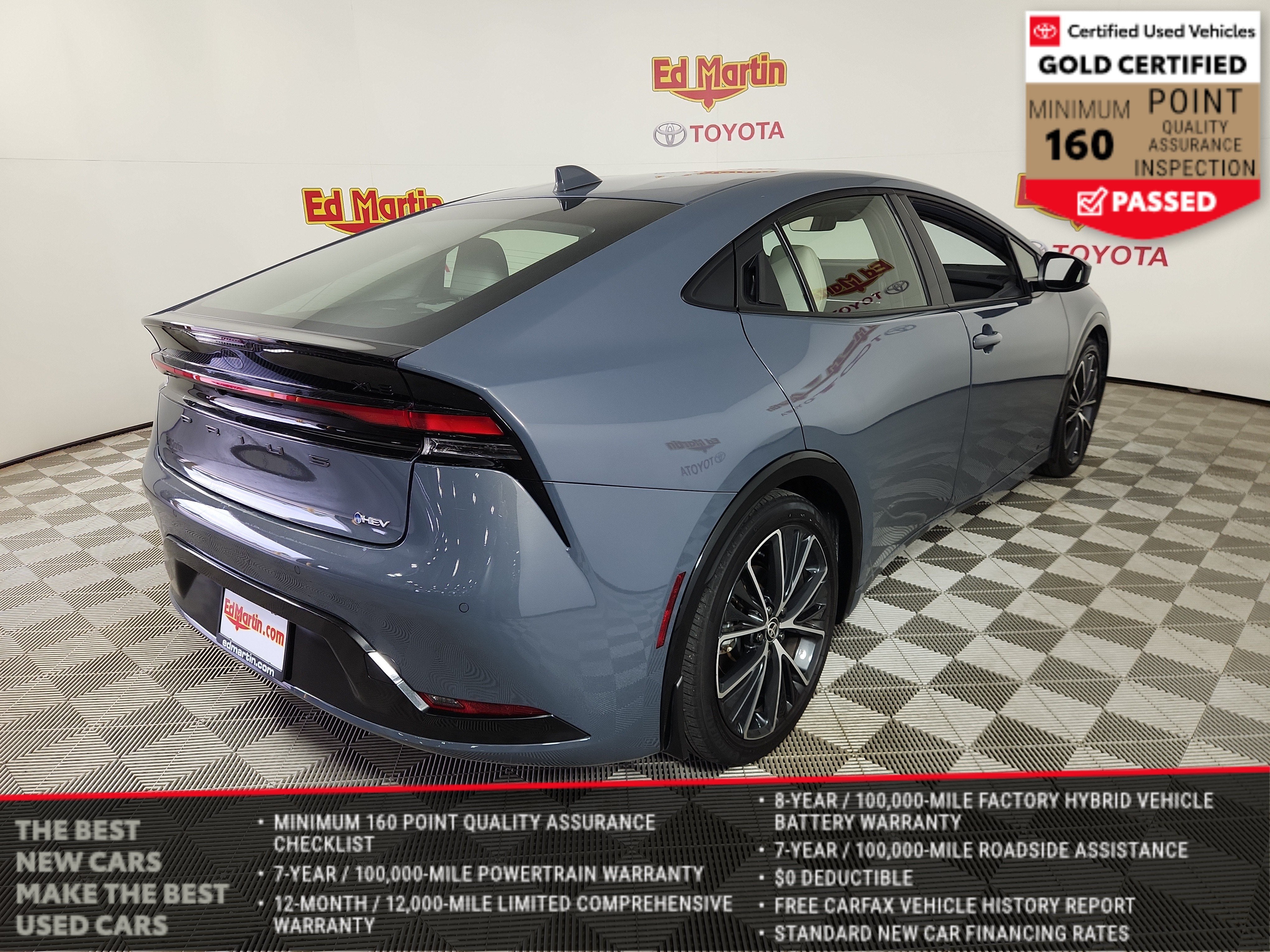 2025 Toyota Prius XLE