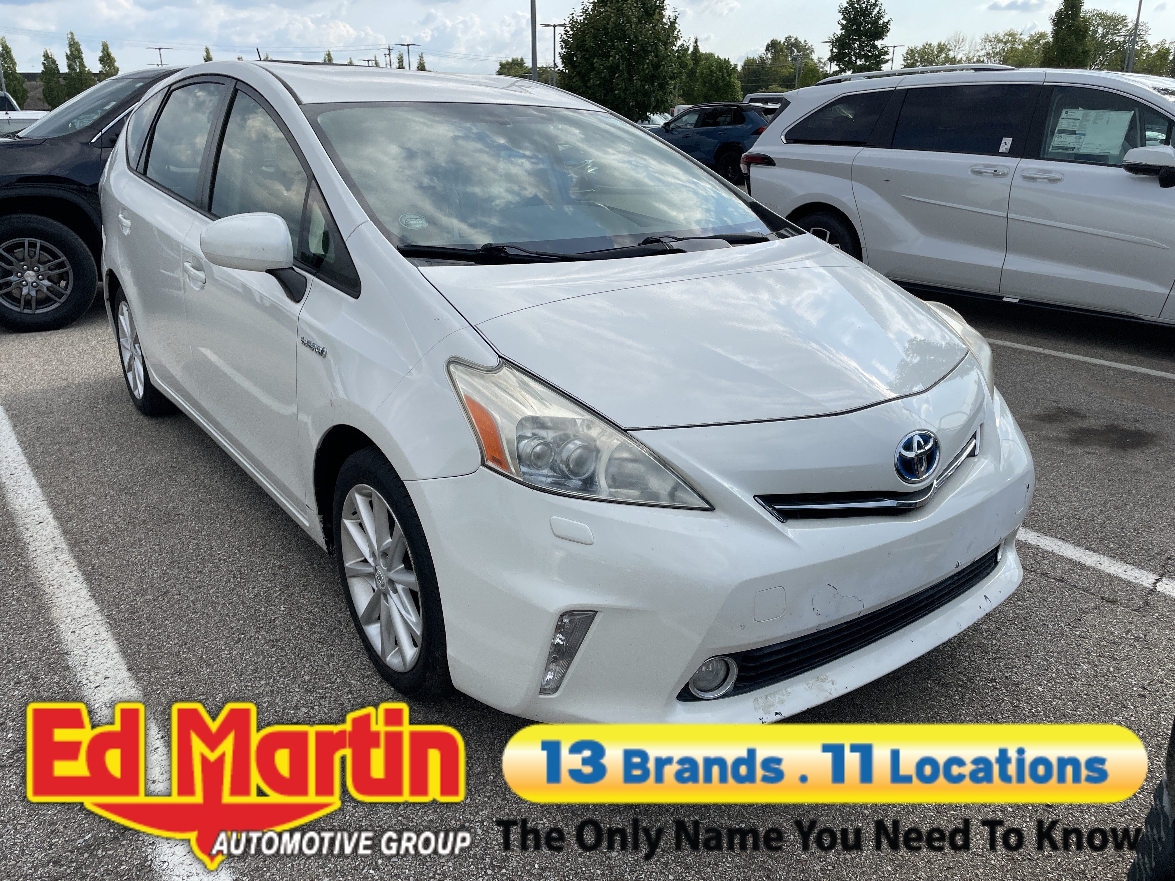 2013 Toyota Prius v Five