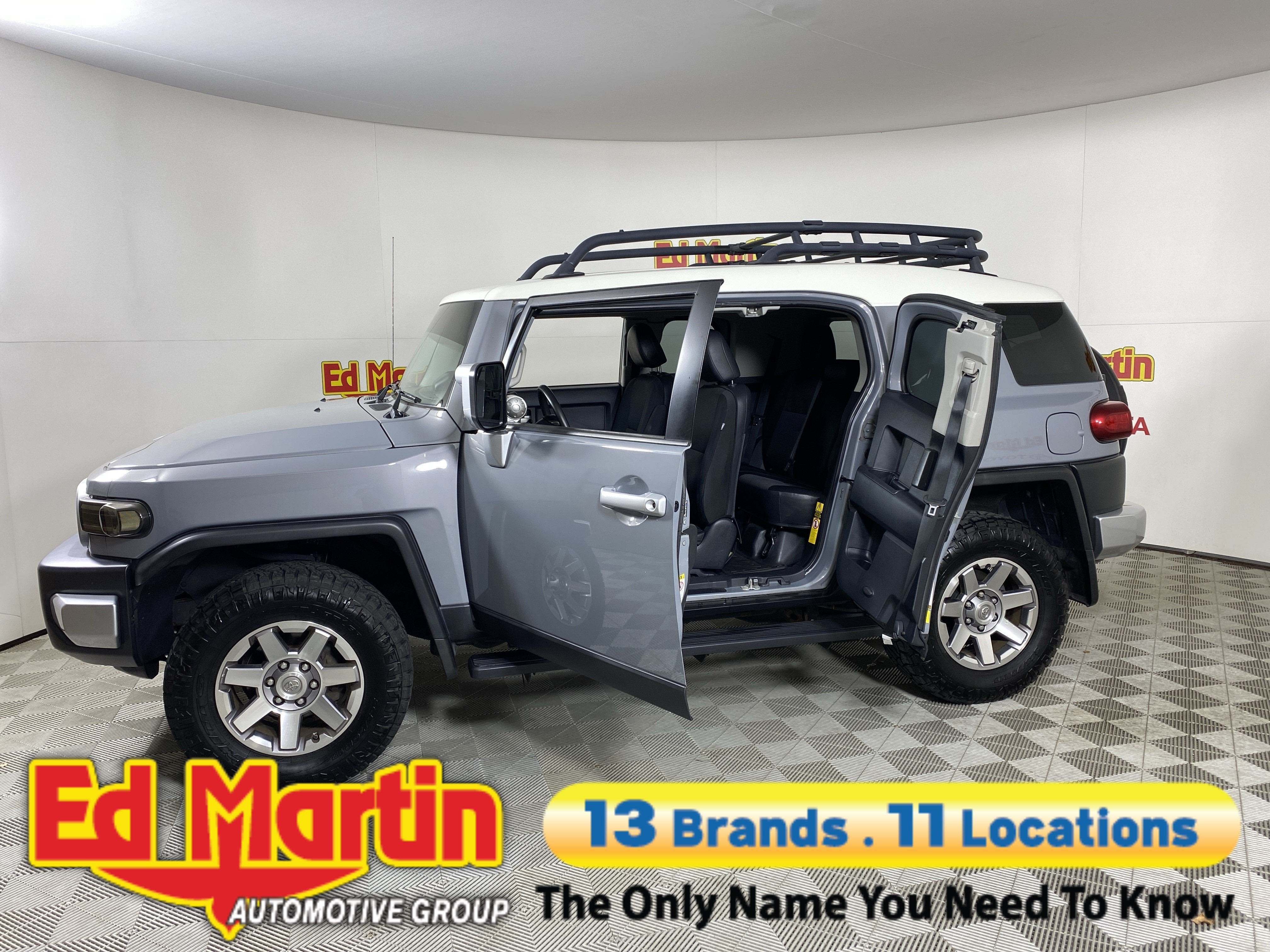 2014 Toyota FJ Cruiser Base