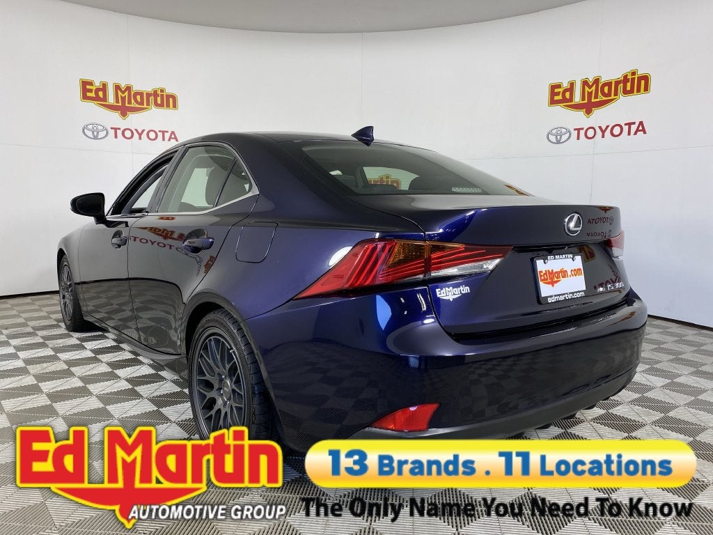 2019 Lexus IS 300