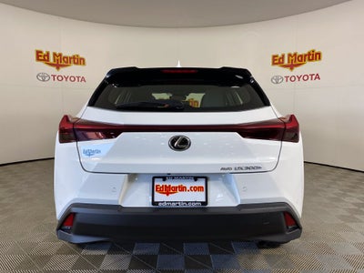 2026 Lexus UX 300h Premium