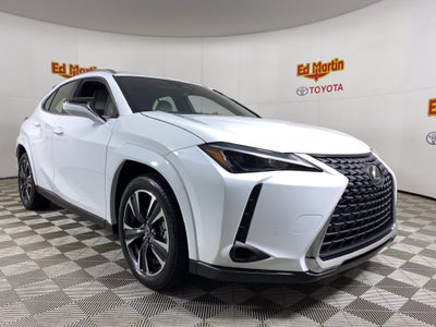 2026 Lexus UX 300h Premium