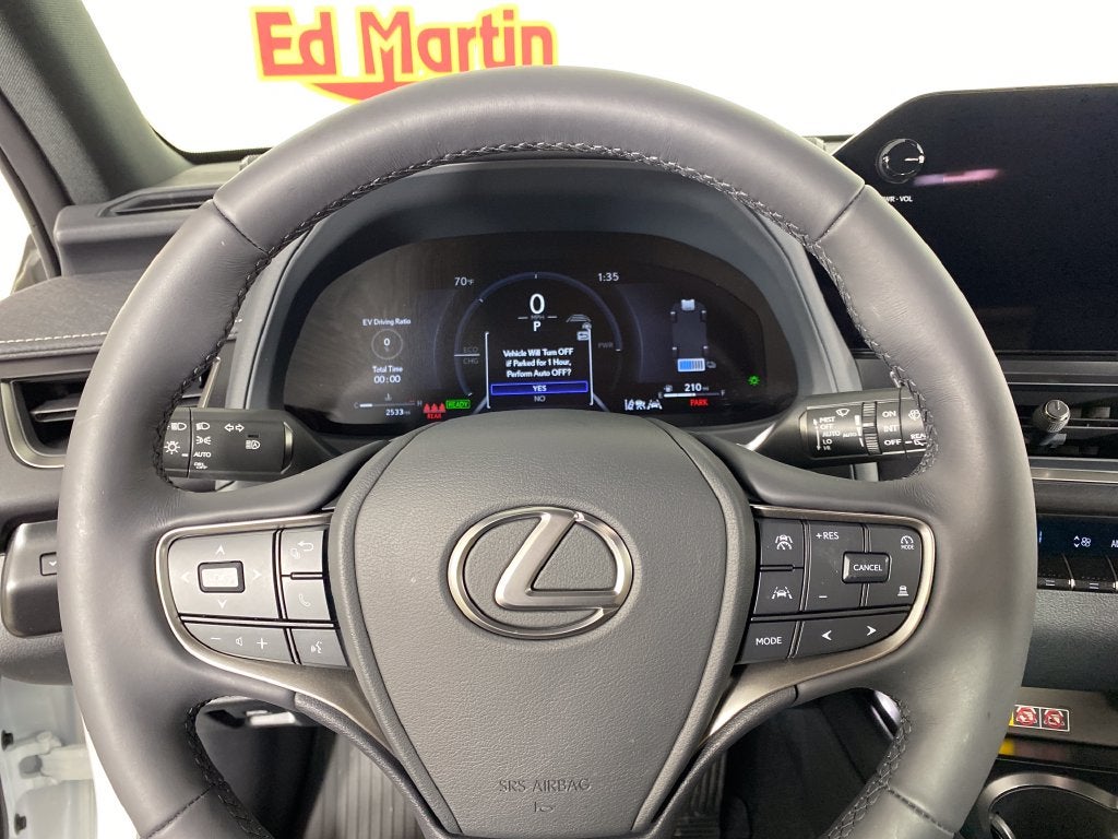 2026 Lexus UX 300h Premium