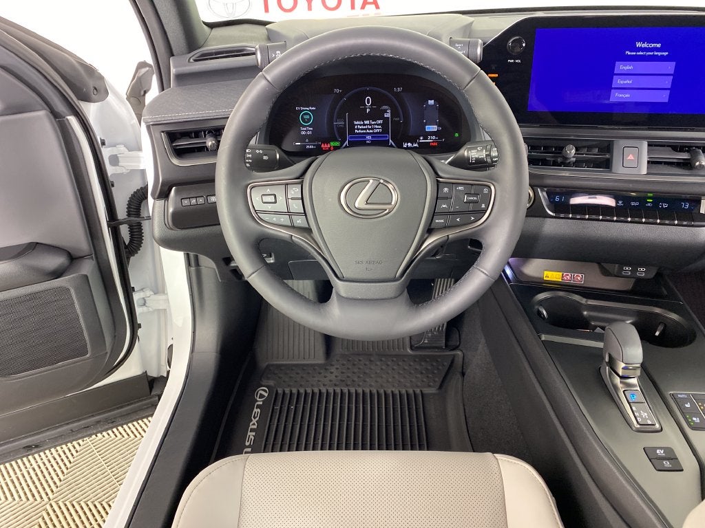 2026 Lexus UX 300h Premium