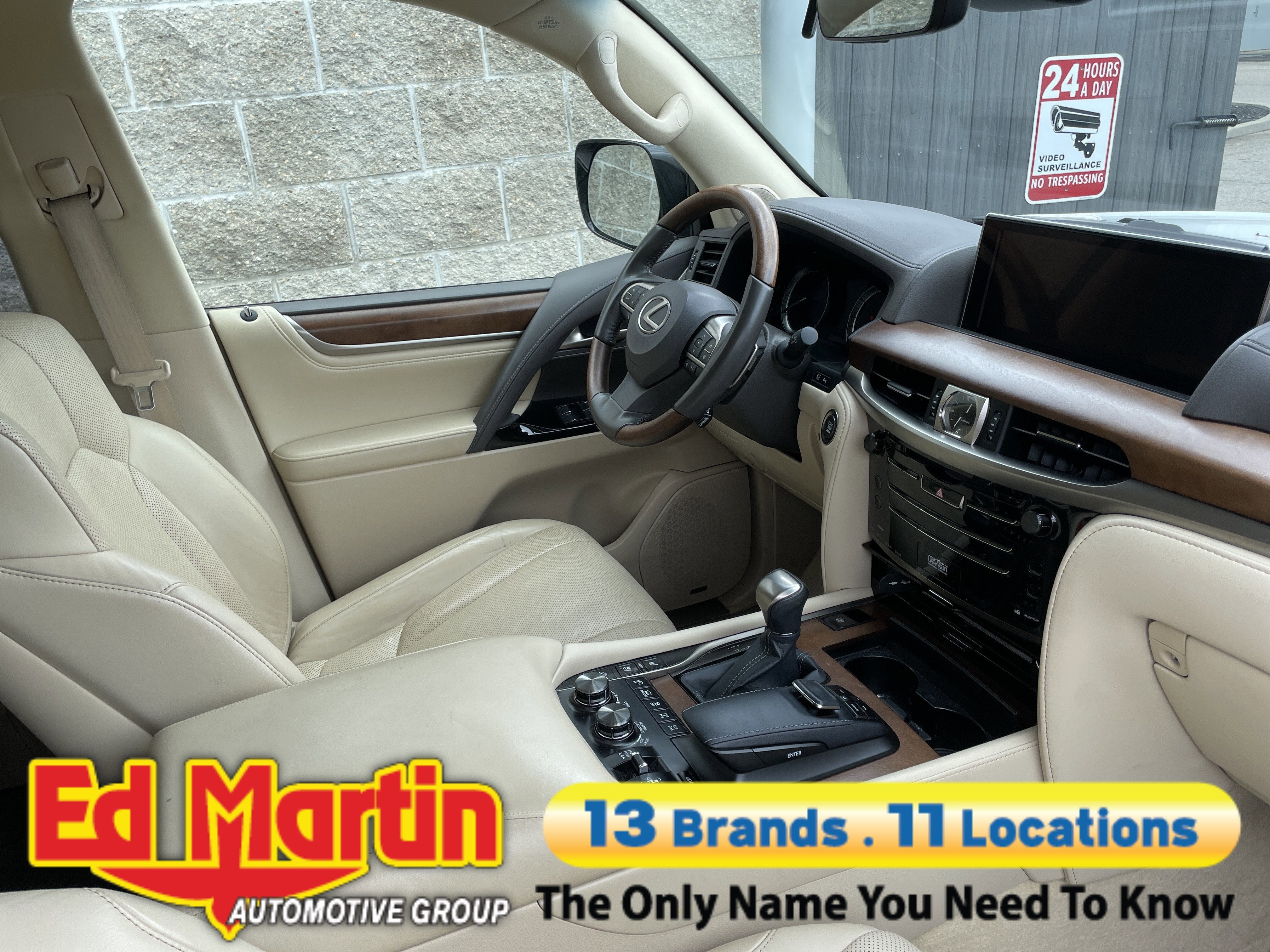 2019 Lexus LX LX 570