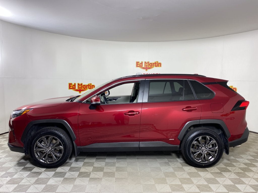 2023 Toyota RAV4 Hybrid XLE Premium