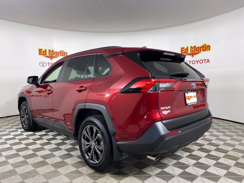 2023 Toyota RAV4 Hybrid XLE Premium