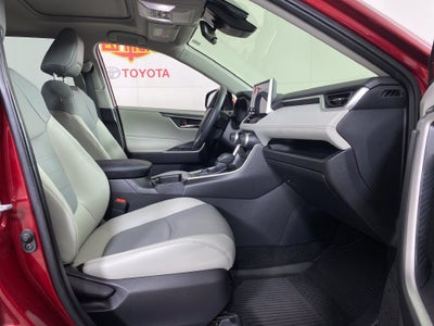 2023 Toyota RAV4 Hybrid XLE Premium