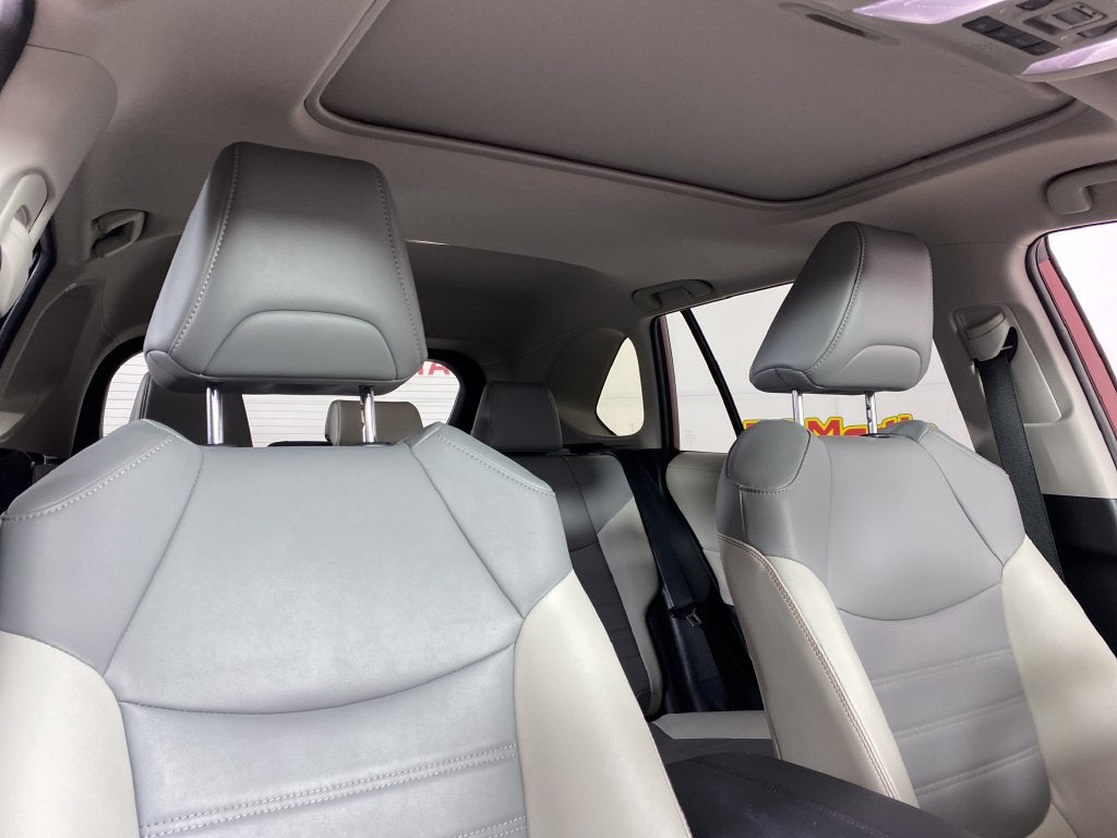 2023 Toyota RAV4 Hybrid XLE Premium