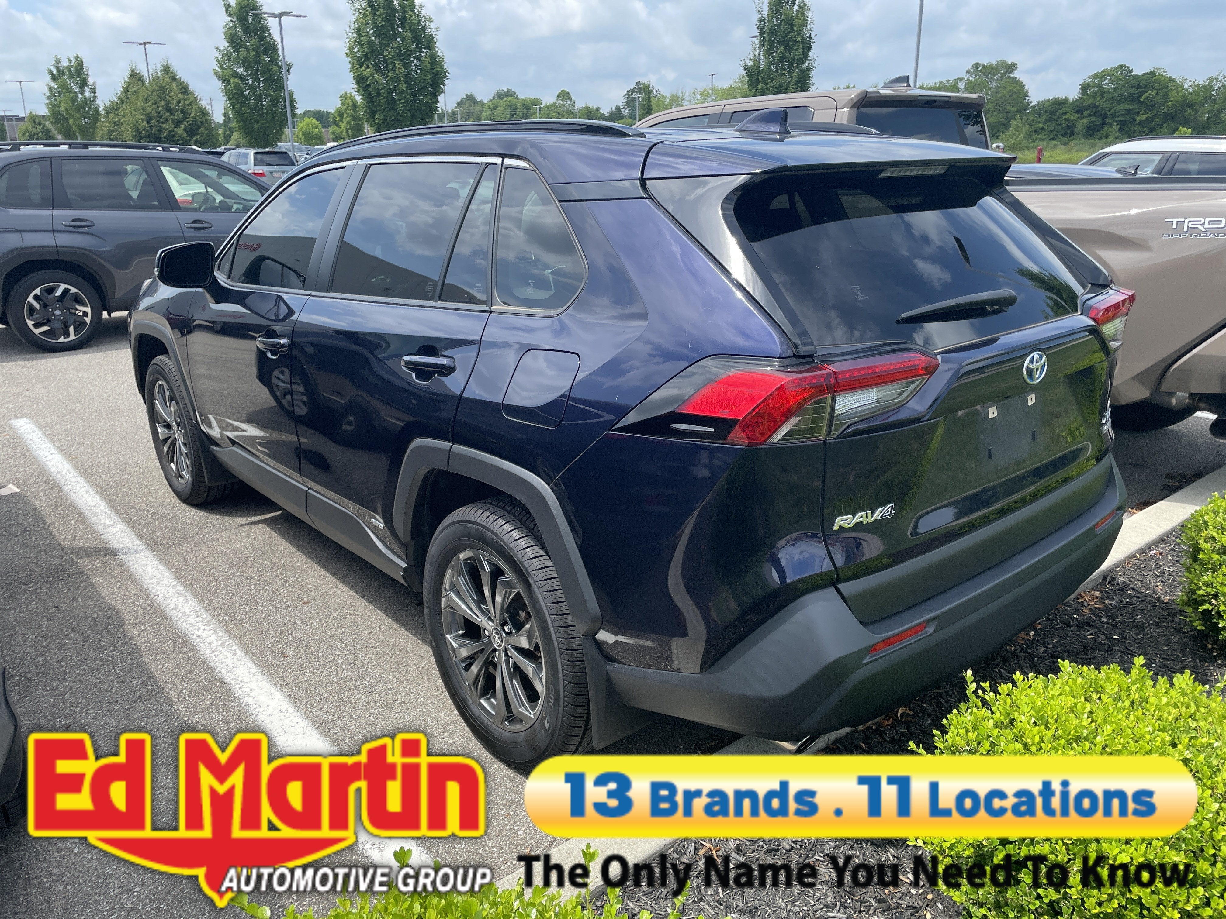 2022 Toyota RAV4 Hybrid XLE Premium