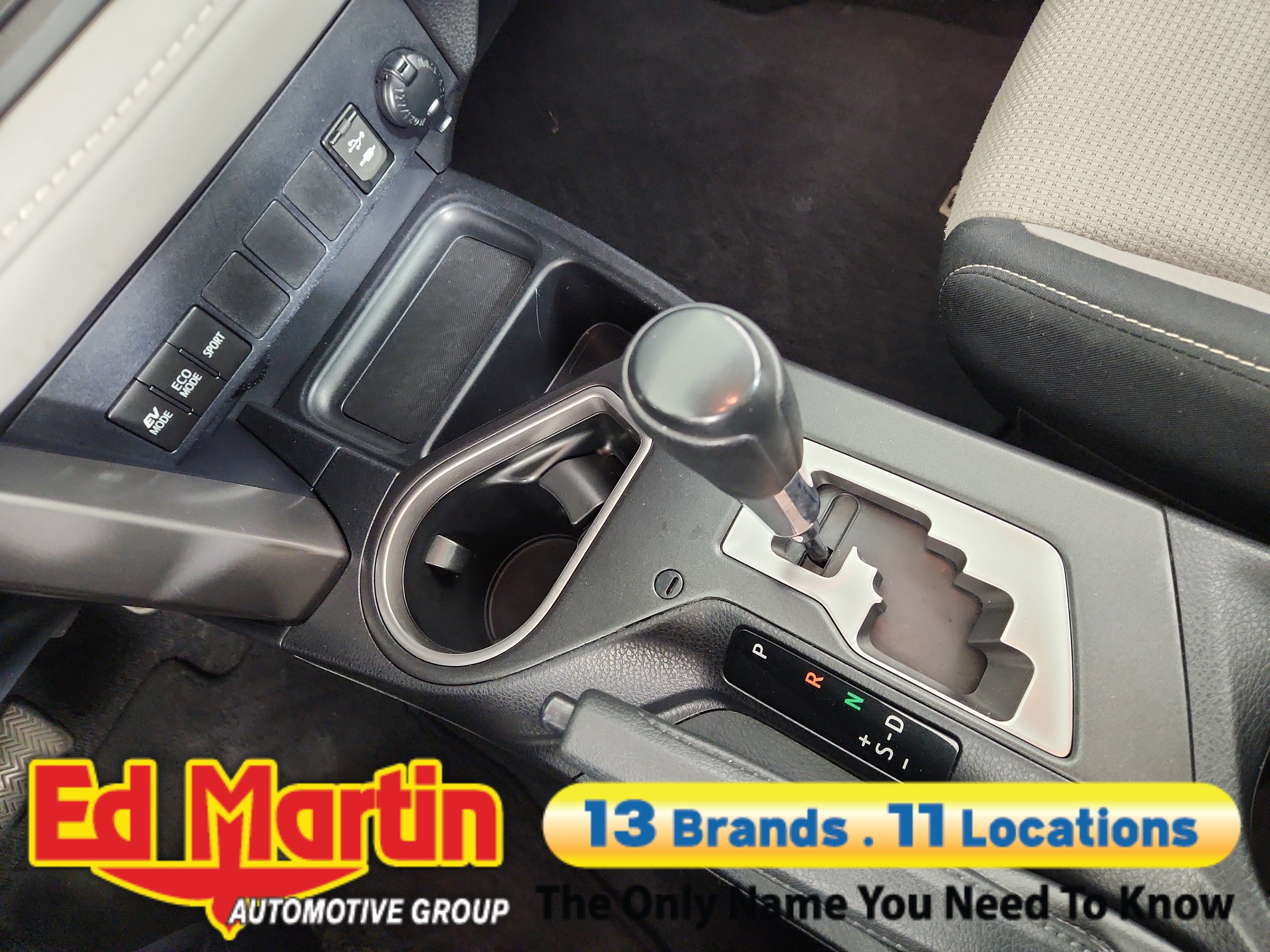 2016 Toyota RAV4 Hybrid XLE