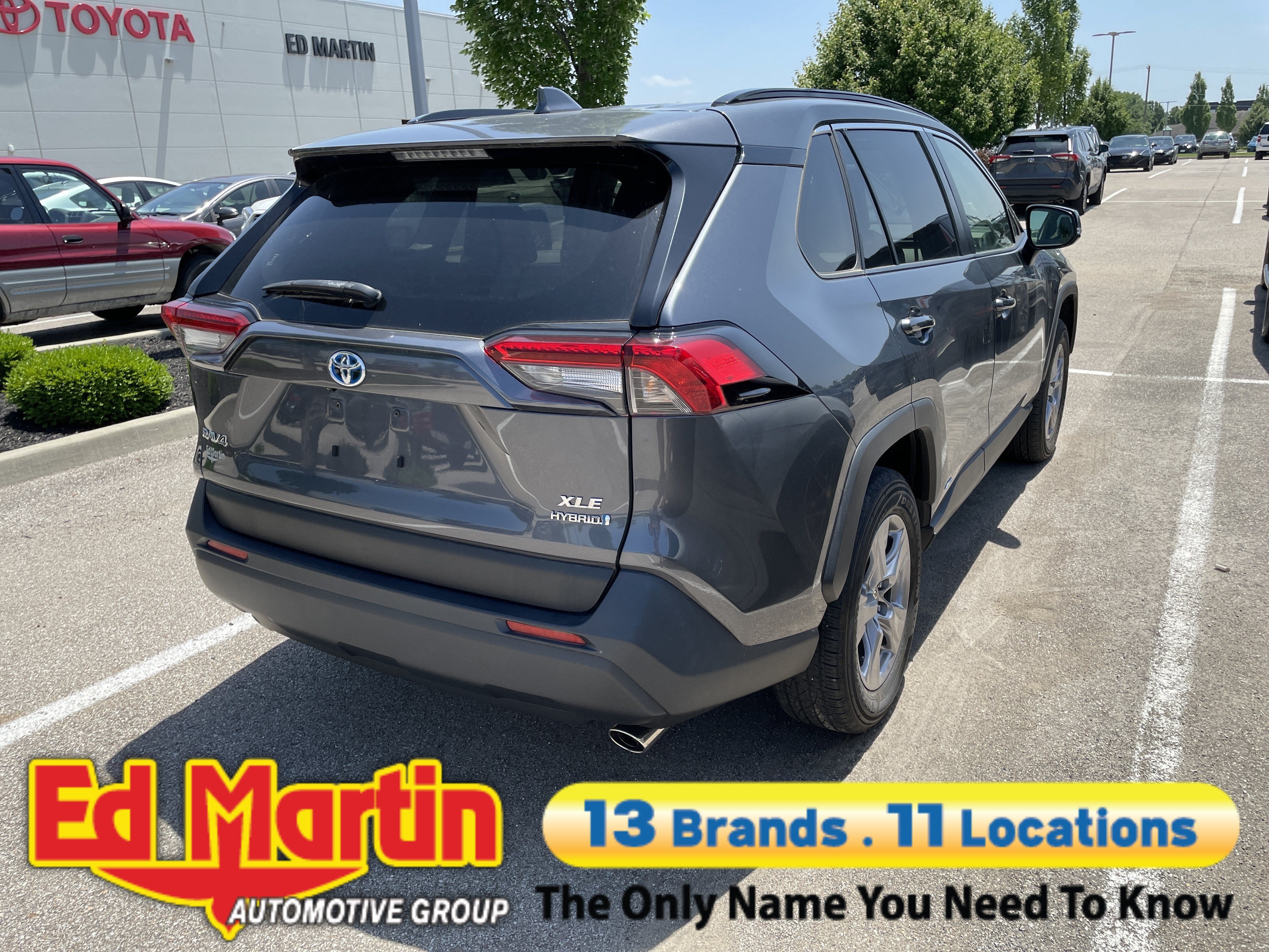 2022 Toyota RAV4 Hybrid XLE