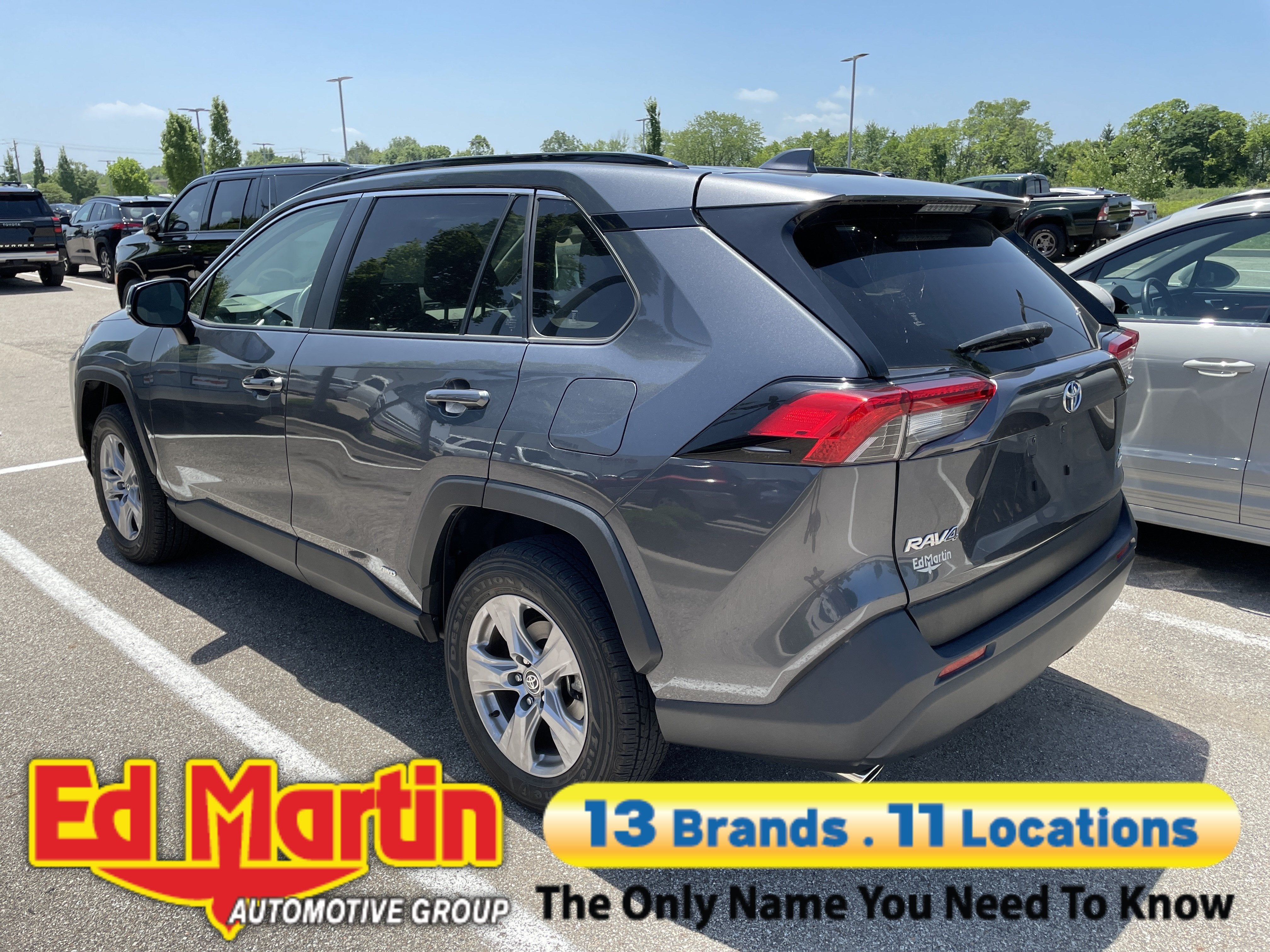 2022 Toyota RAV4 Hybrid XLE