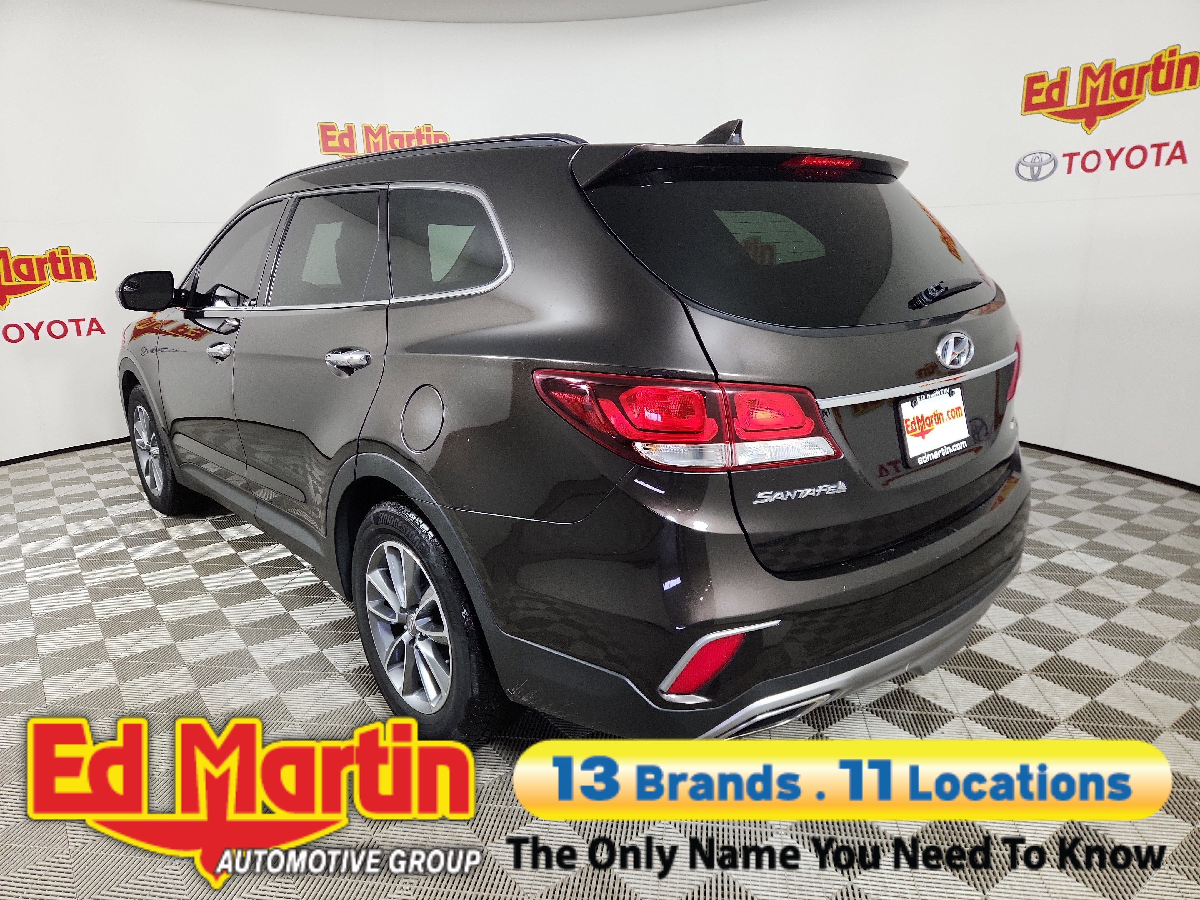 2017 Hyundai Santa Fe SE