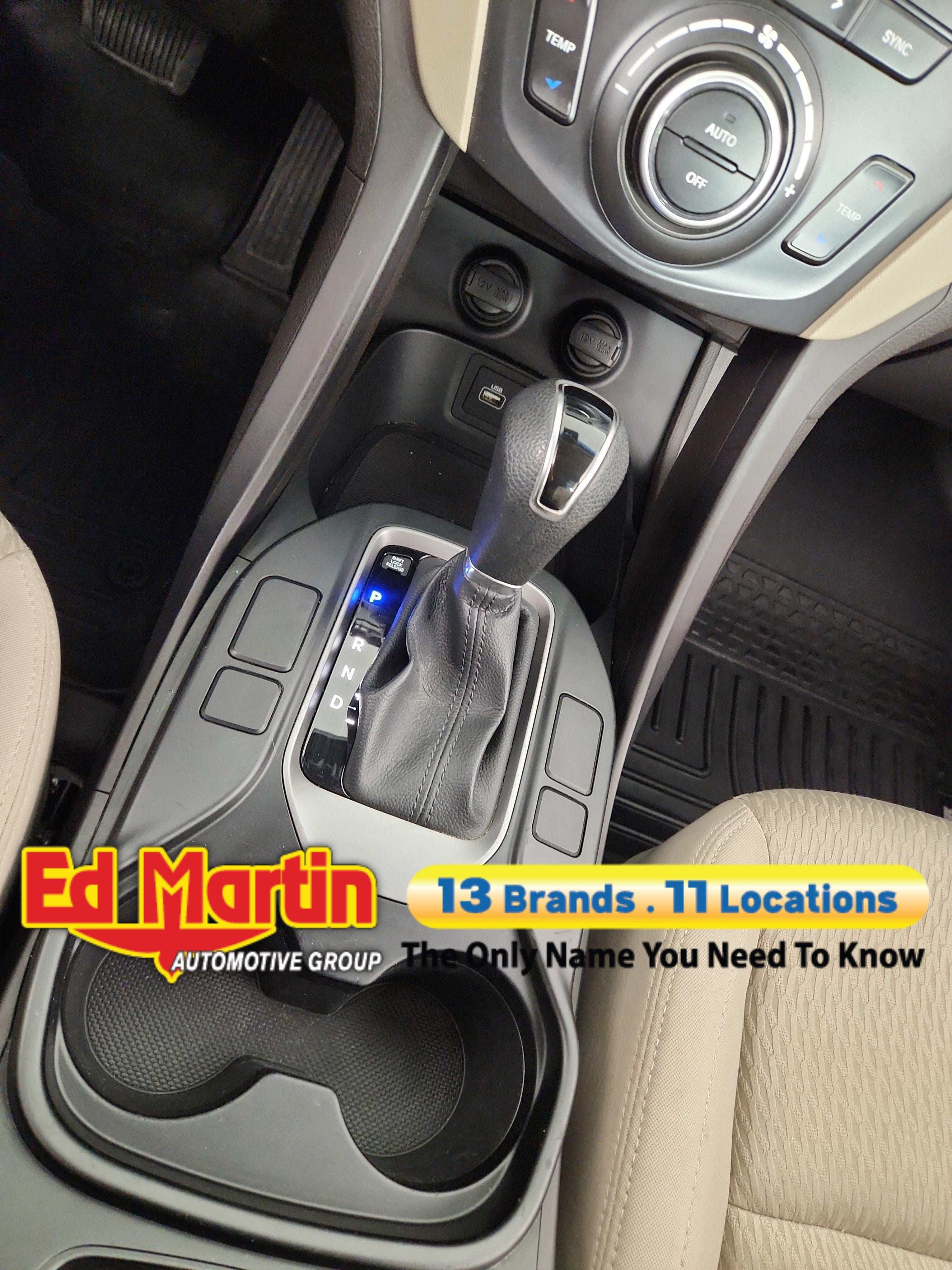 2017 Hyundai Santa Fe SE