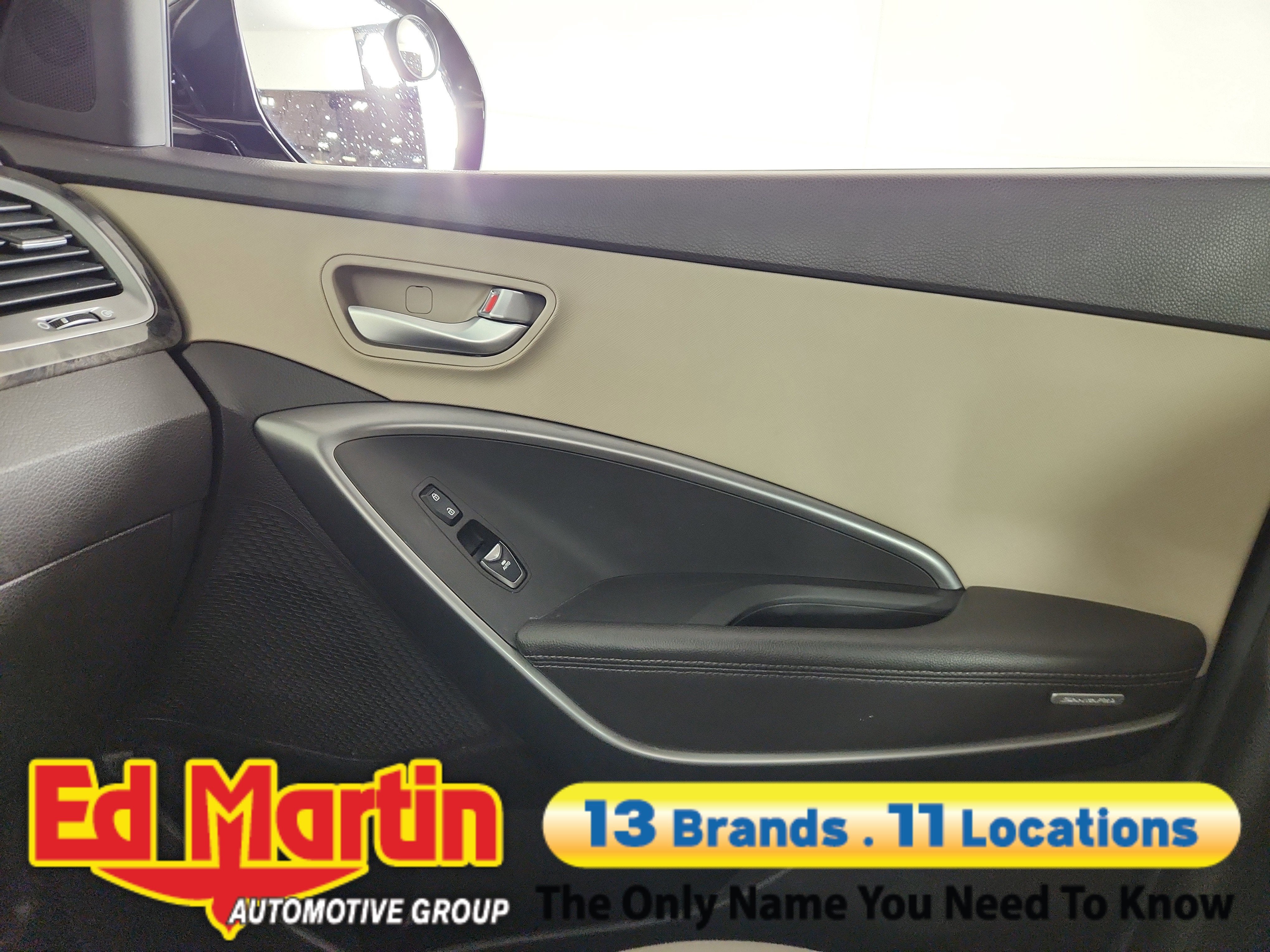 2017 Hyundai Santa Fe SE